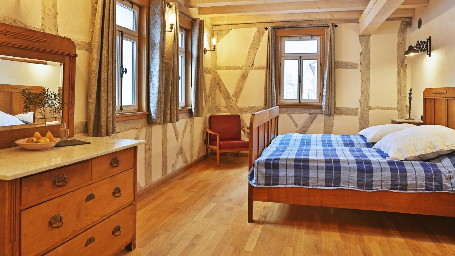 Large Double Room photo 3