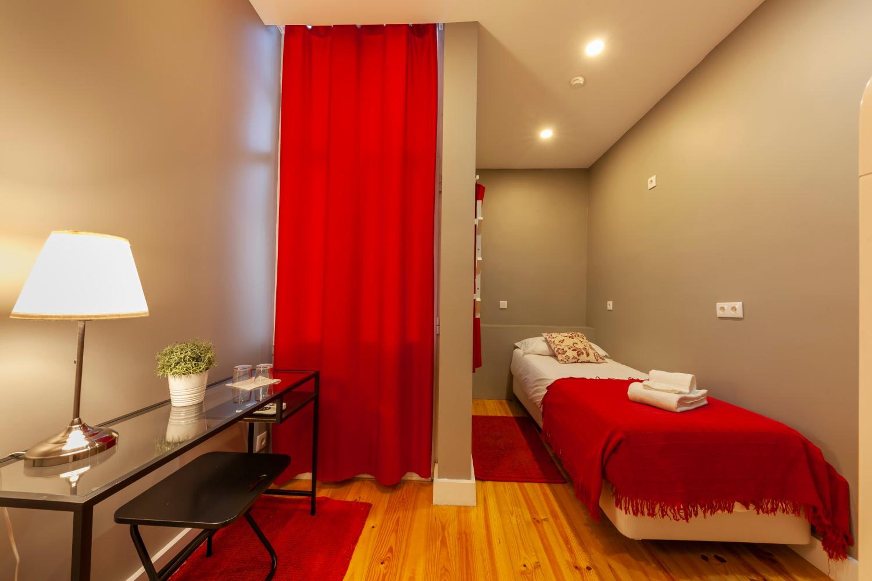 Single Room photo 1
