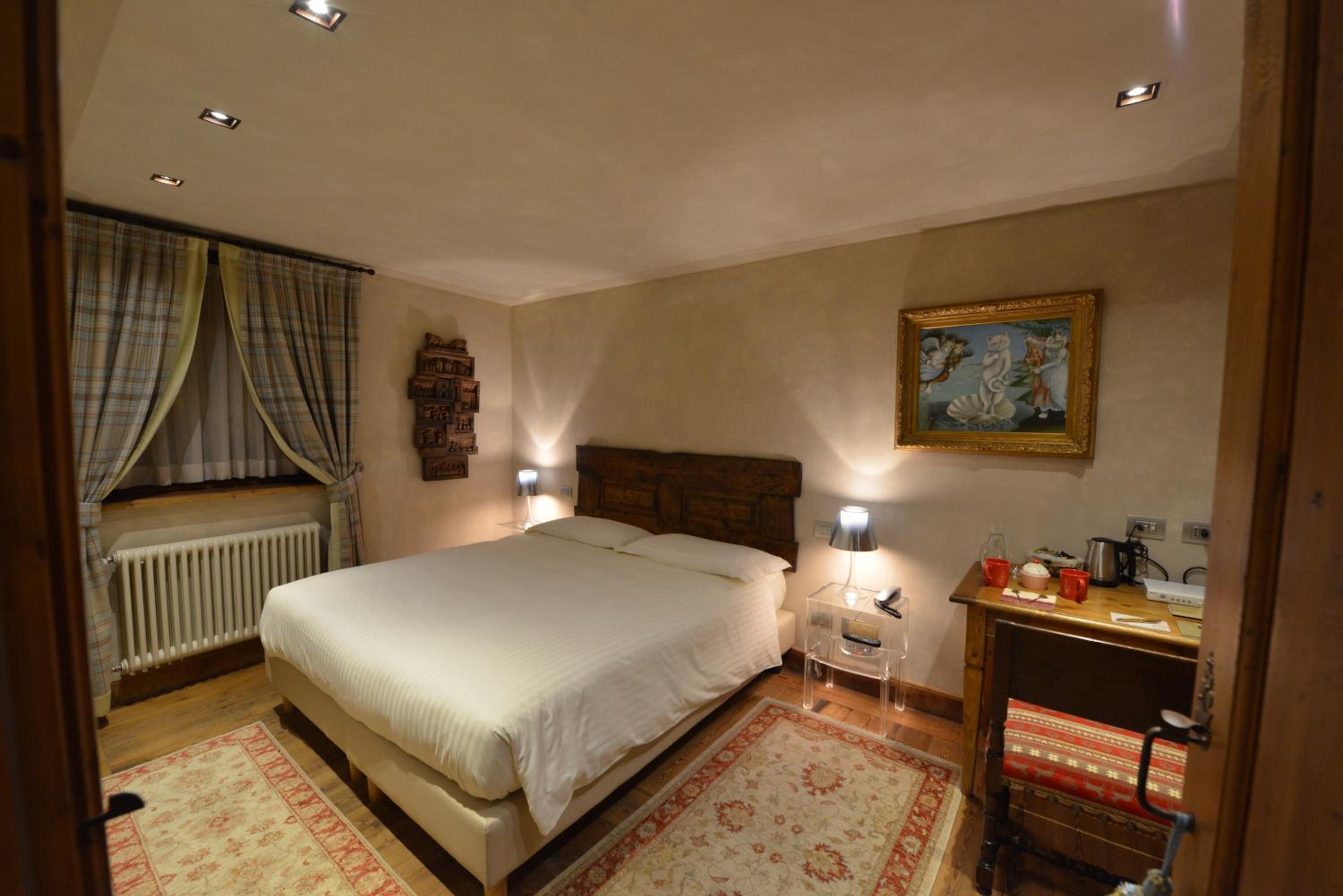 Deluxe Double or Twin Room photo 1