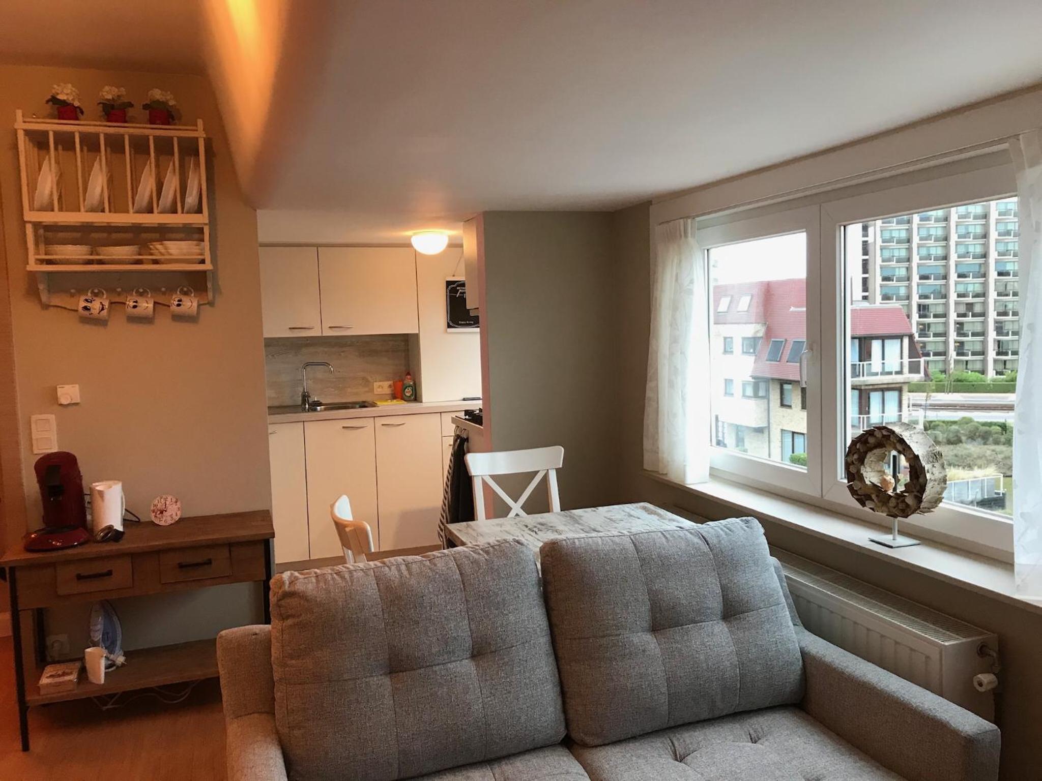 One-Bedroom Apartment photo 1