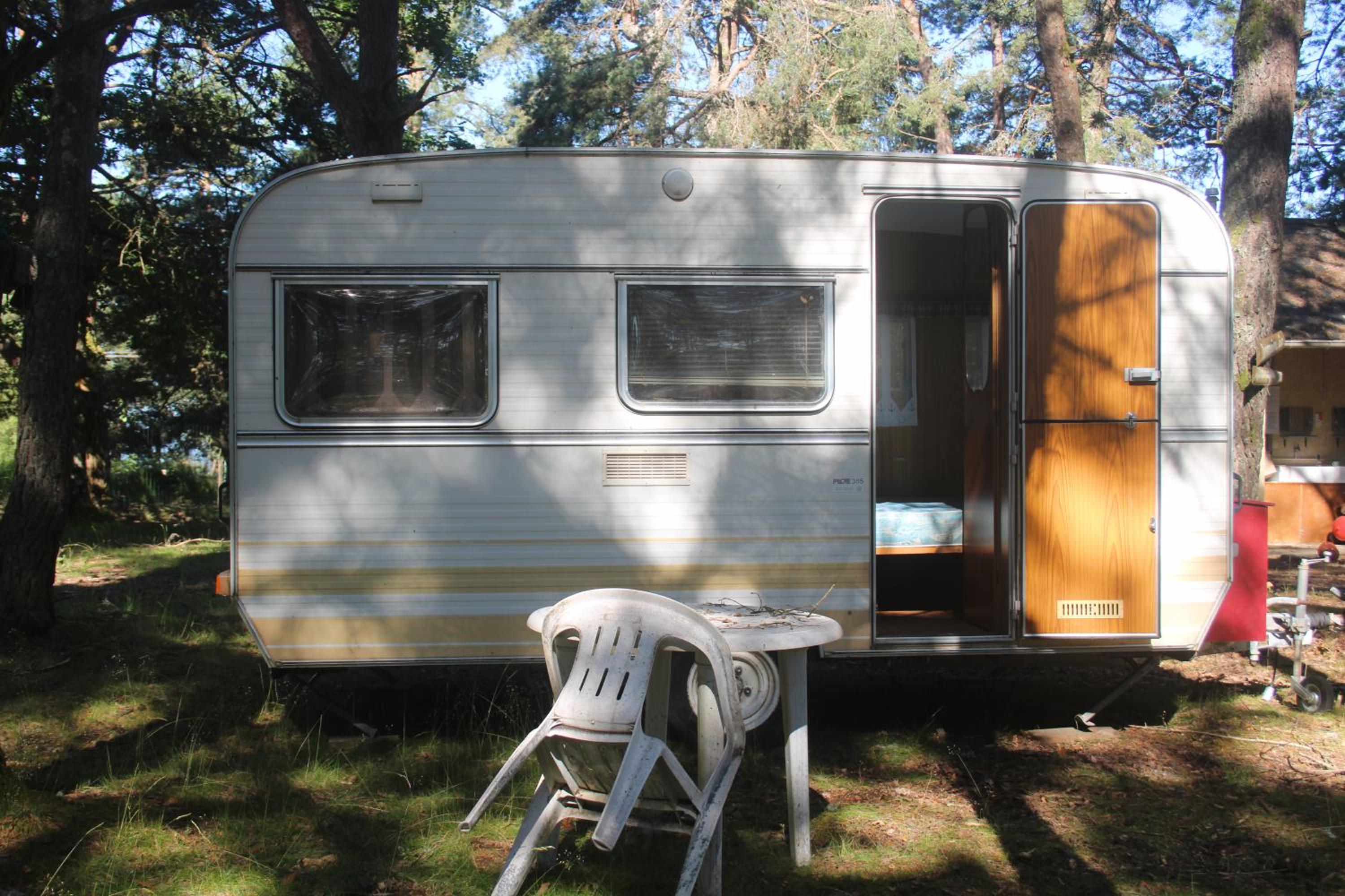 Caravan photo 1