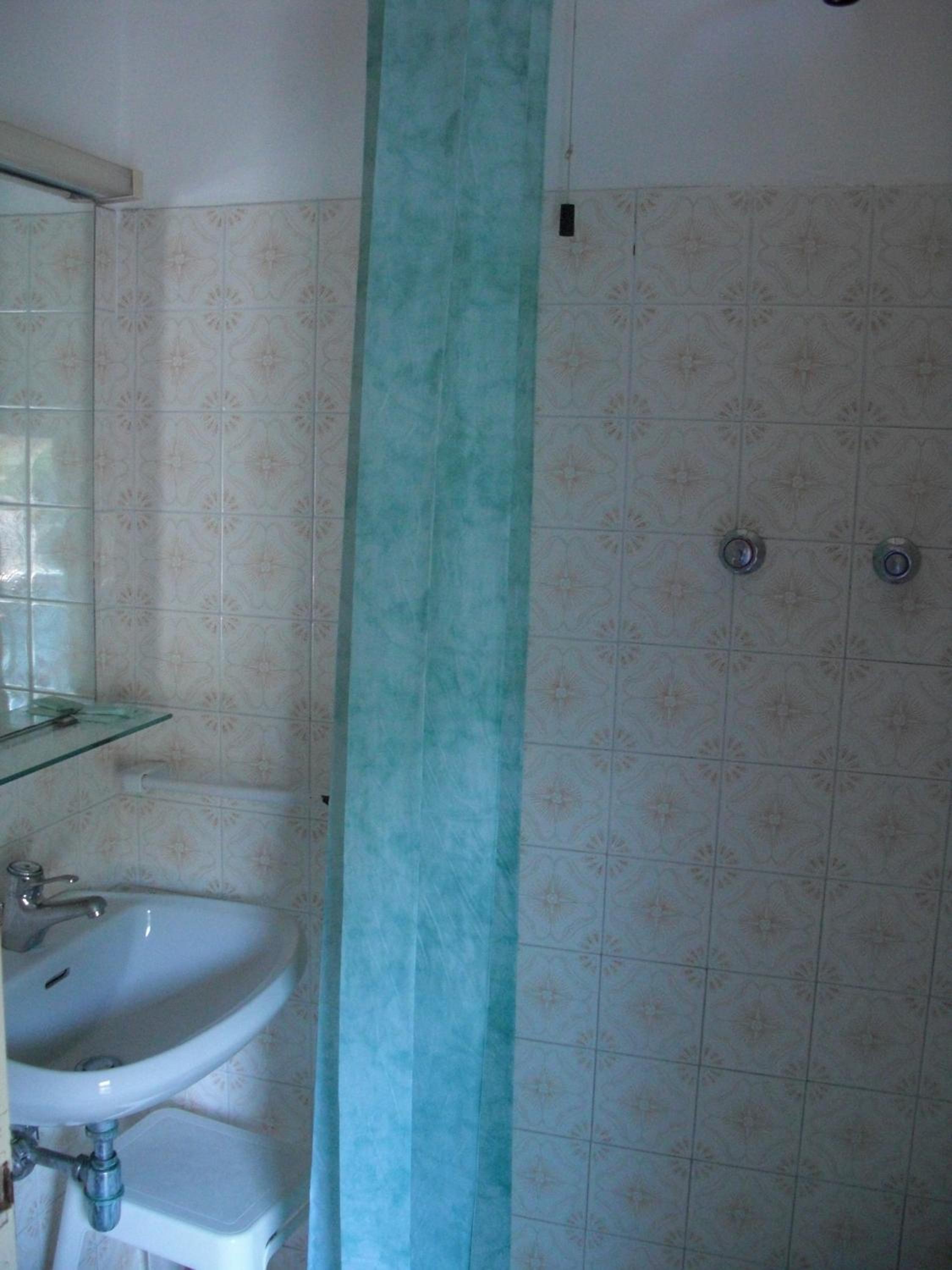 Economy Double or Twin Room - Photo 5