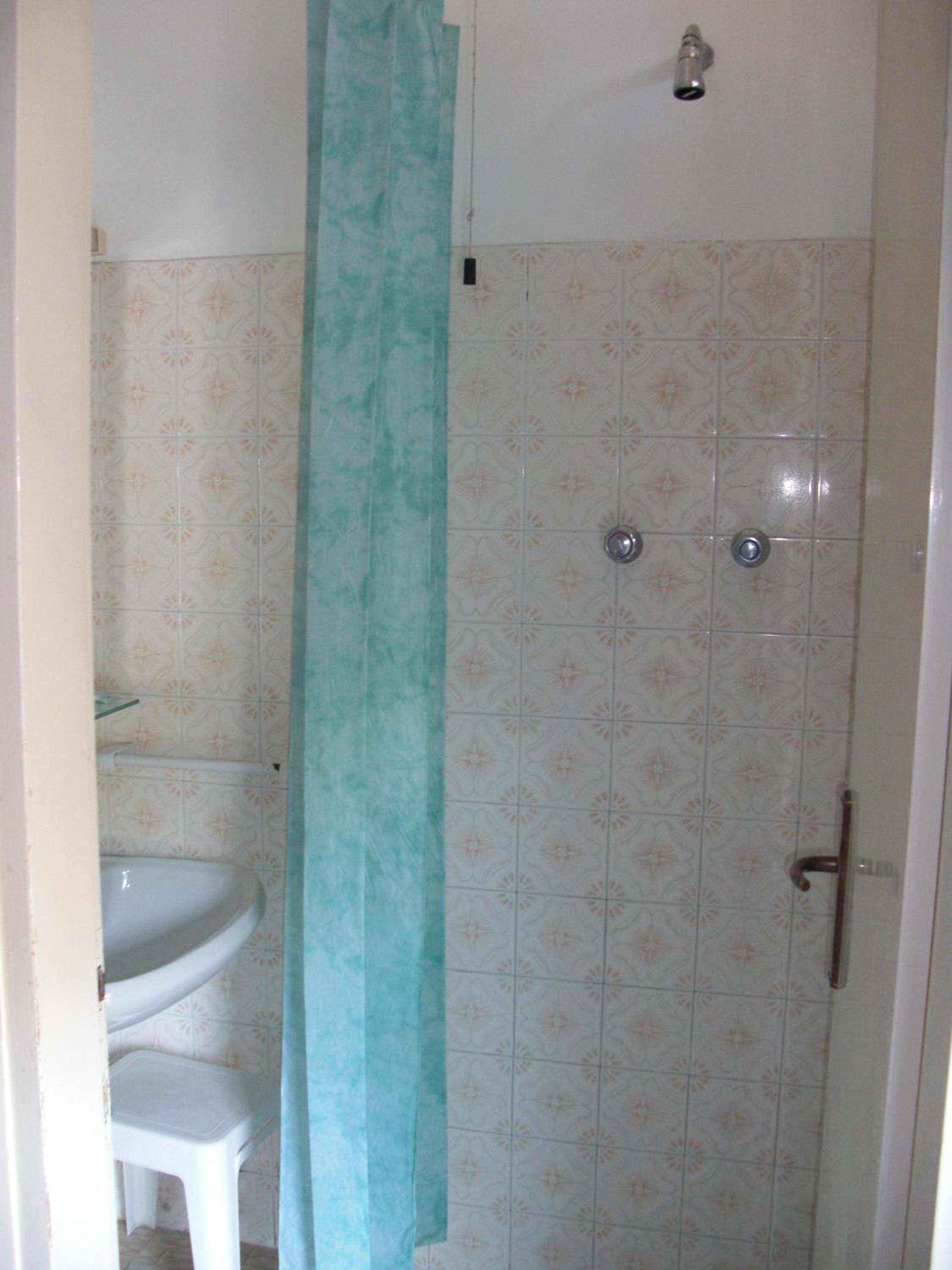 Economy Double or Twin Room - Photo 2