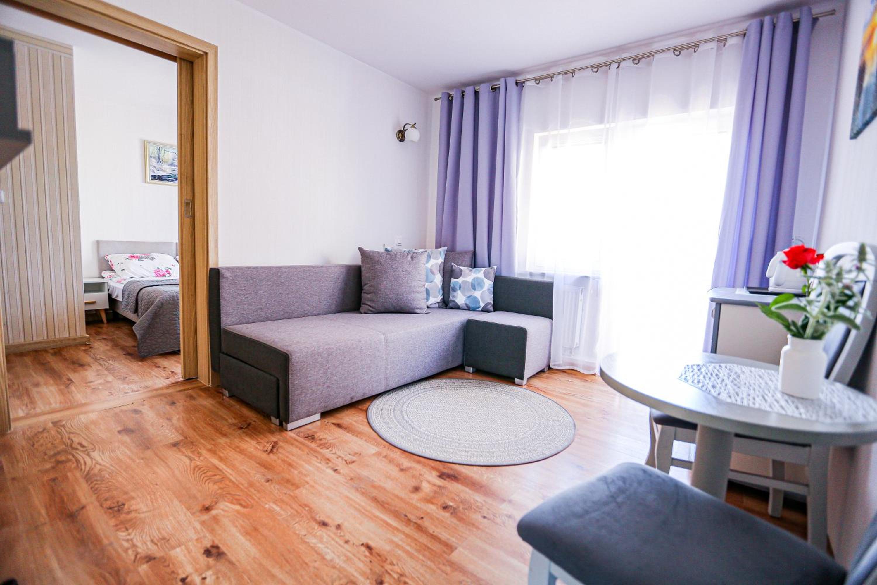 Apartment with Garden View
