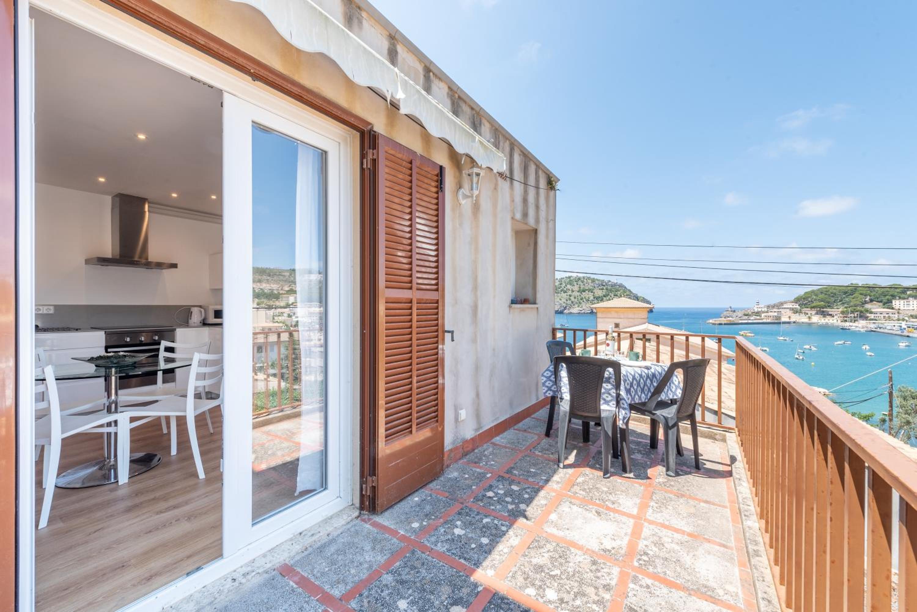Superior One-Bedroom Apartment with Balcony photo 2