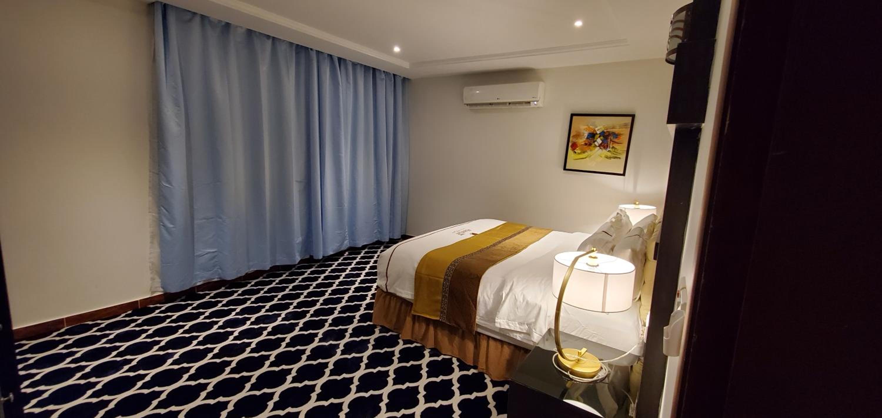 Deluxe Junior Suite - Photo 2