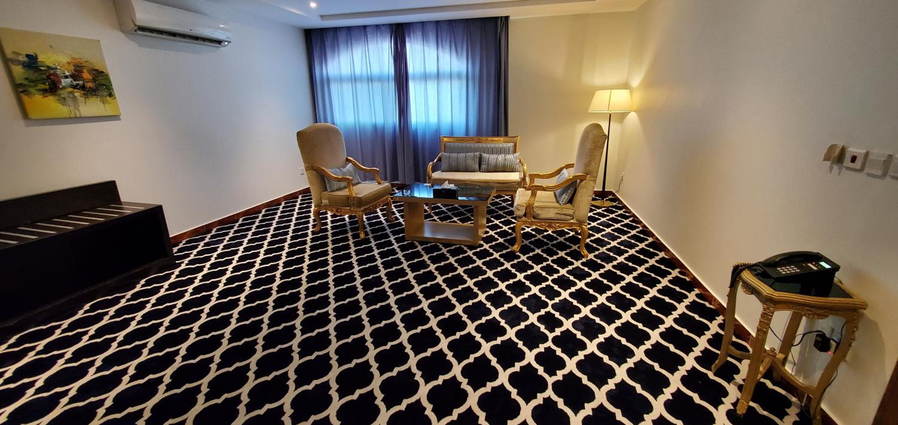 Deluxe Junior Suite - Photo 3