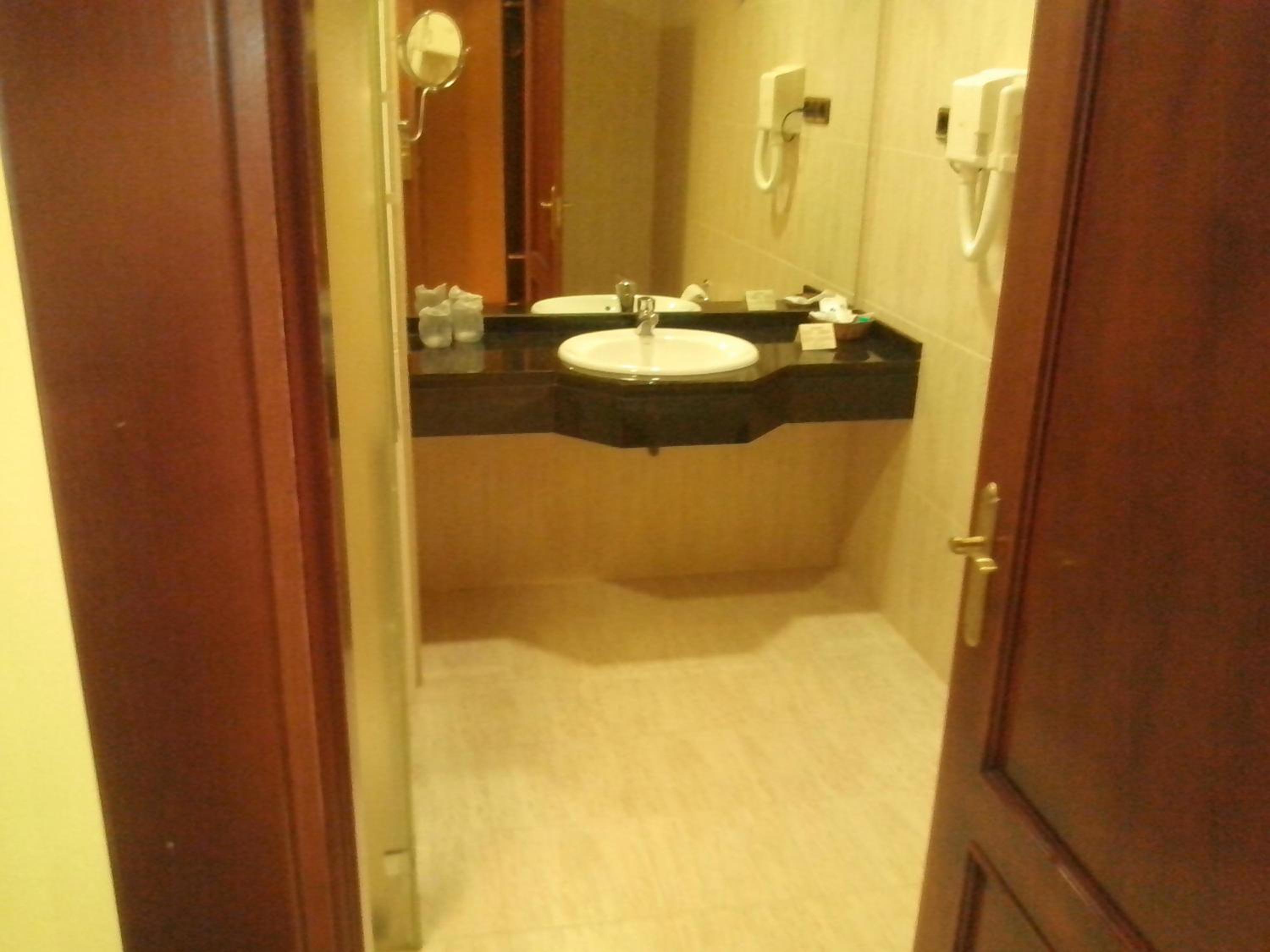 Large Single Room photo 2