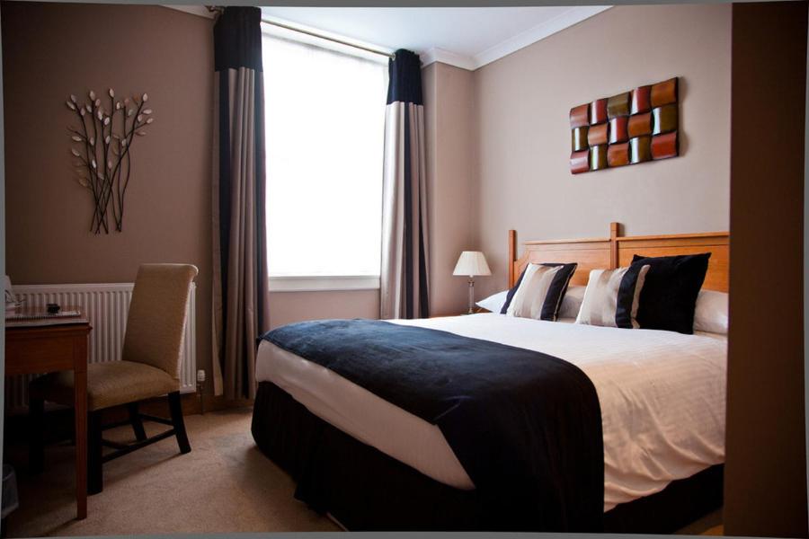 Business Double Room - Photo 3
