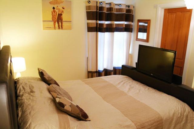 Double Room - Photo 16