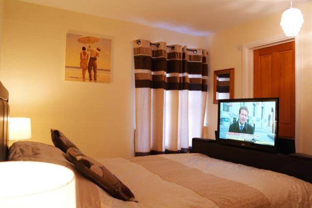 Double Room - Photo 15