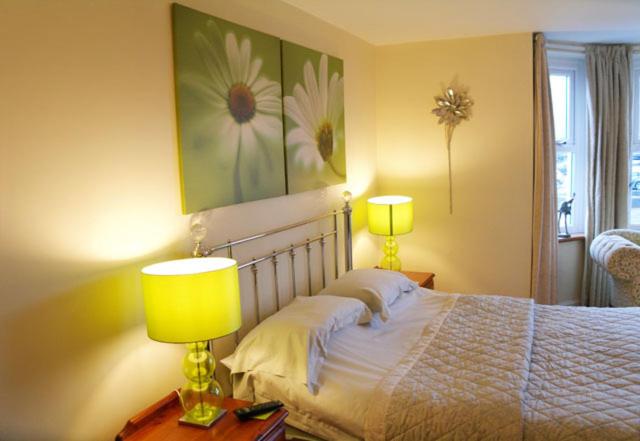 Double Room - Photo 11