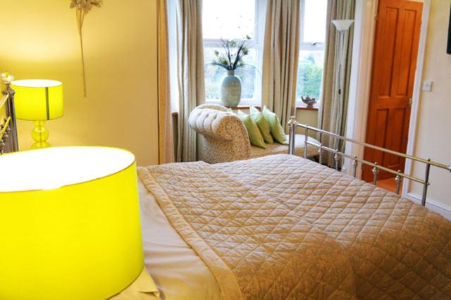 Double Room - Photo 12