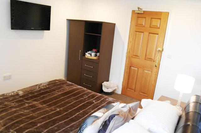 Double Room - Photo 2