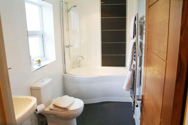 Double Room - Photo 3