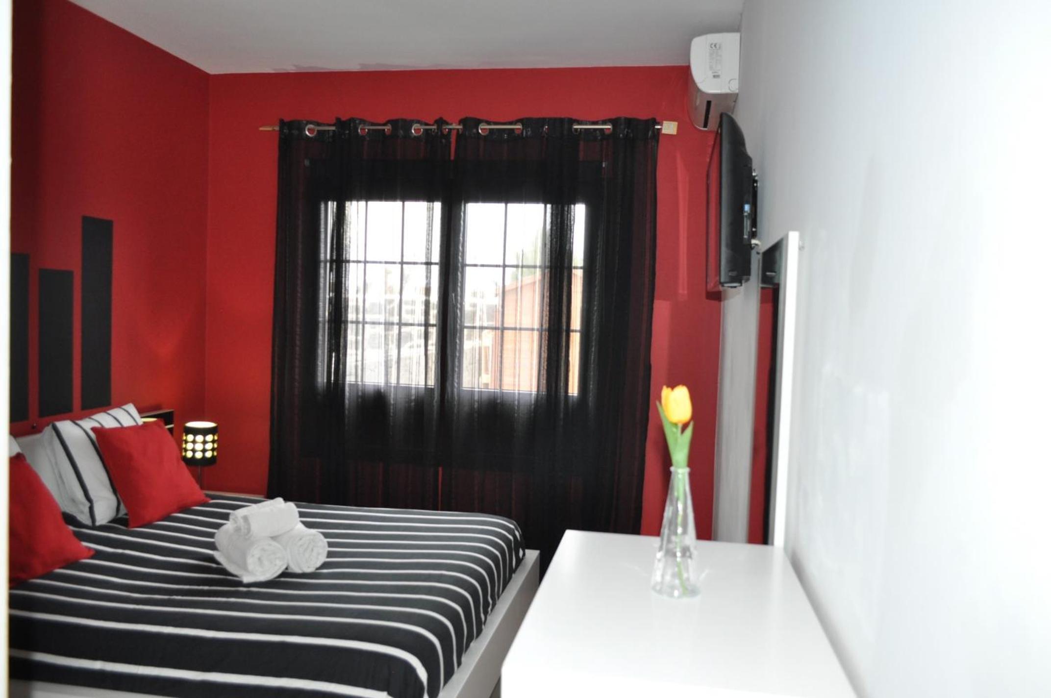 Villa de Tres Habitaciones
