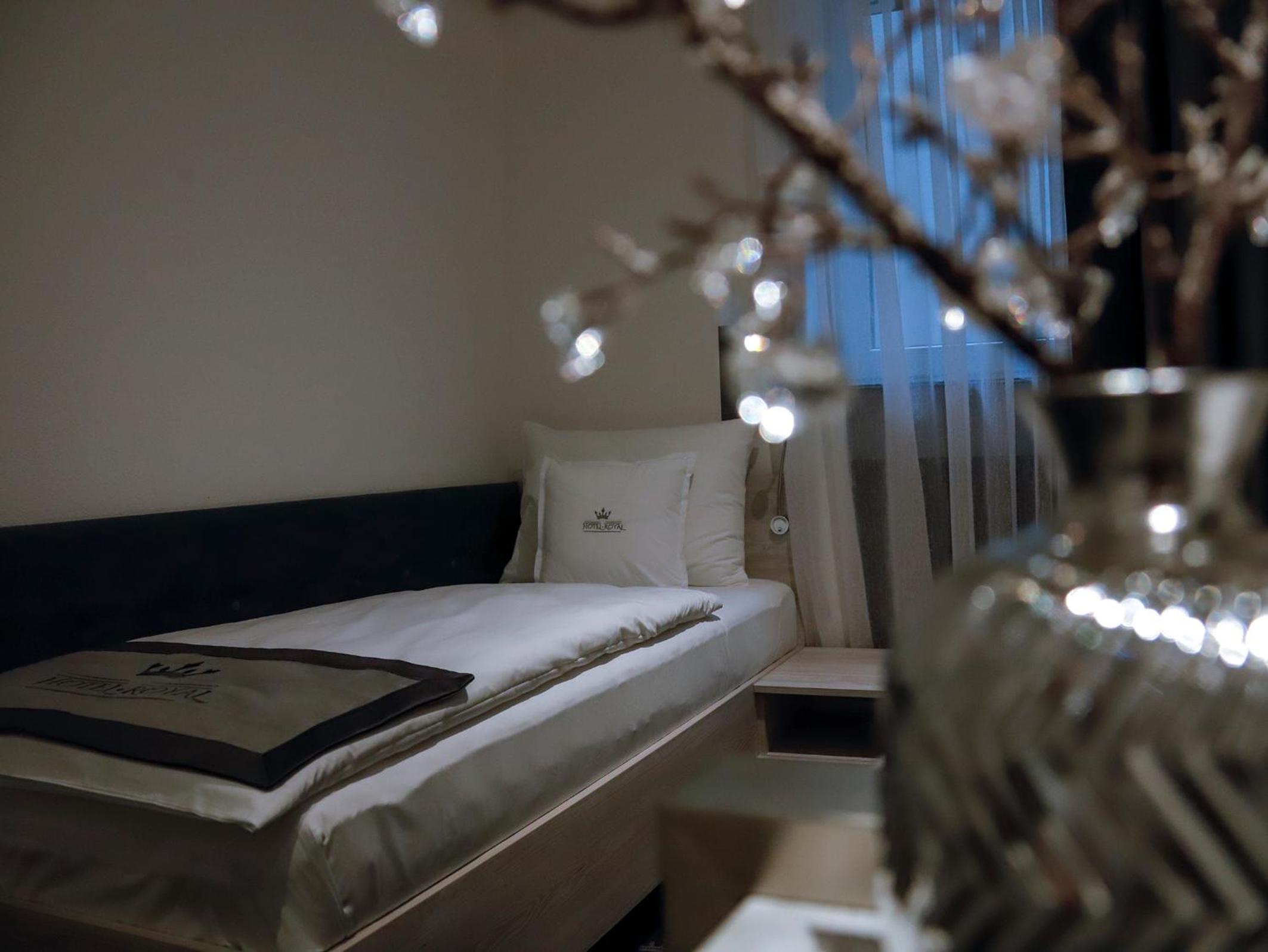 Economy Single Room