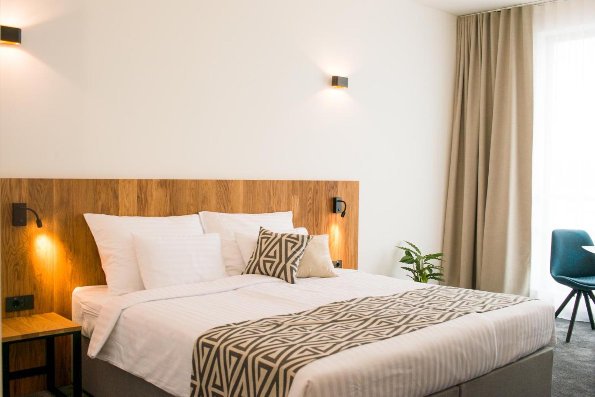 Superior Double or Twin Room - Photo 2