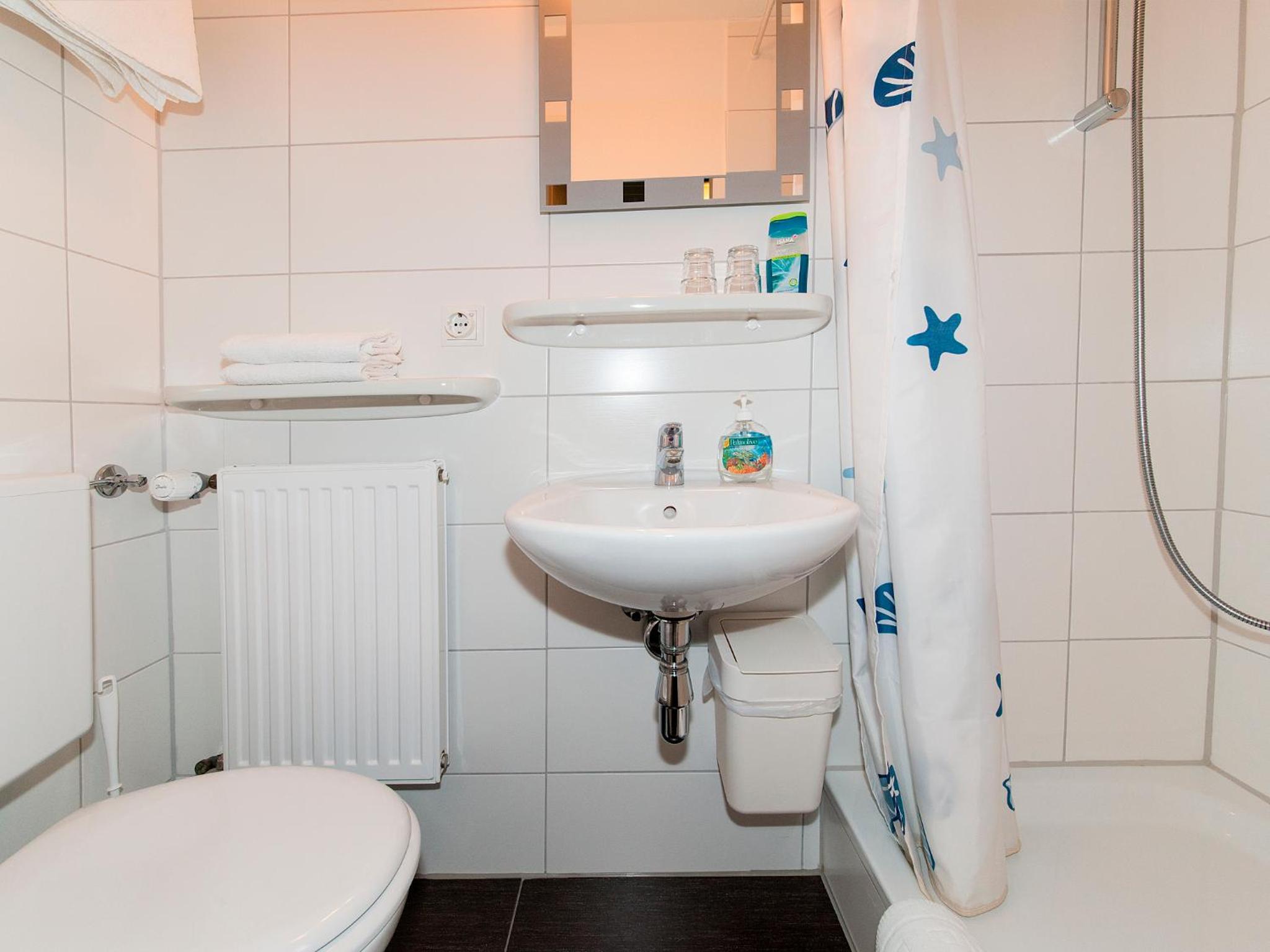 Double Room - Photo 8