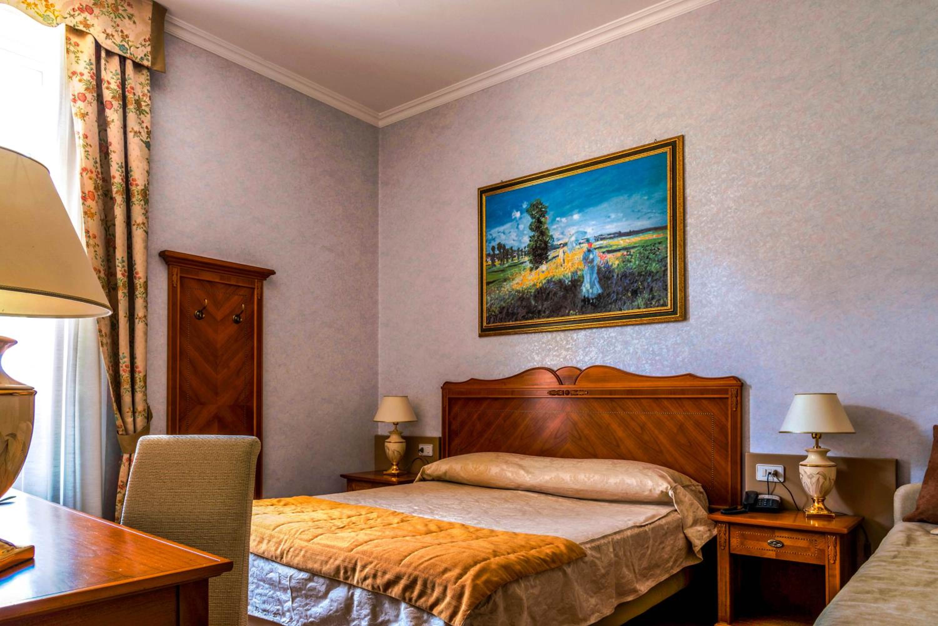 Superior Double or Twin Room - Photo 1