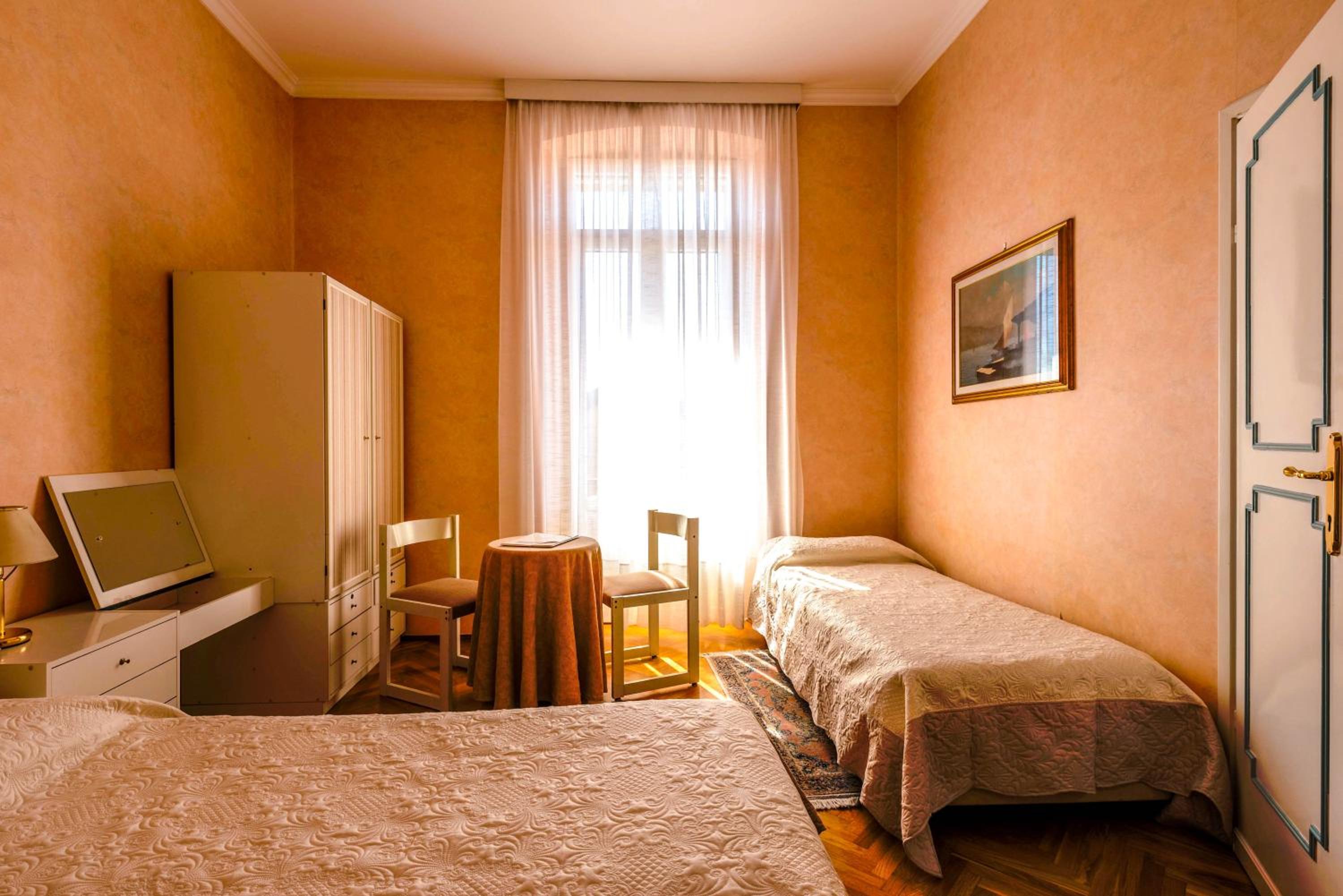 Standard Triple Room photo 1