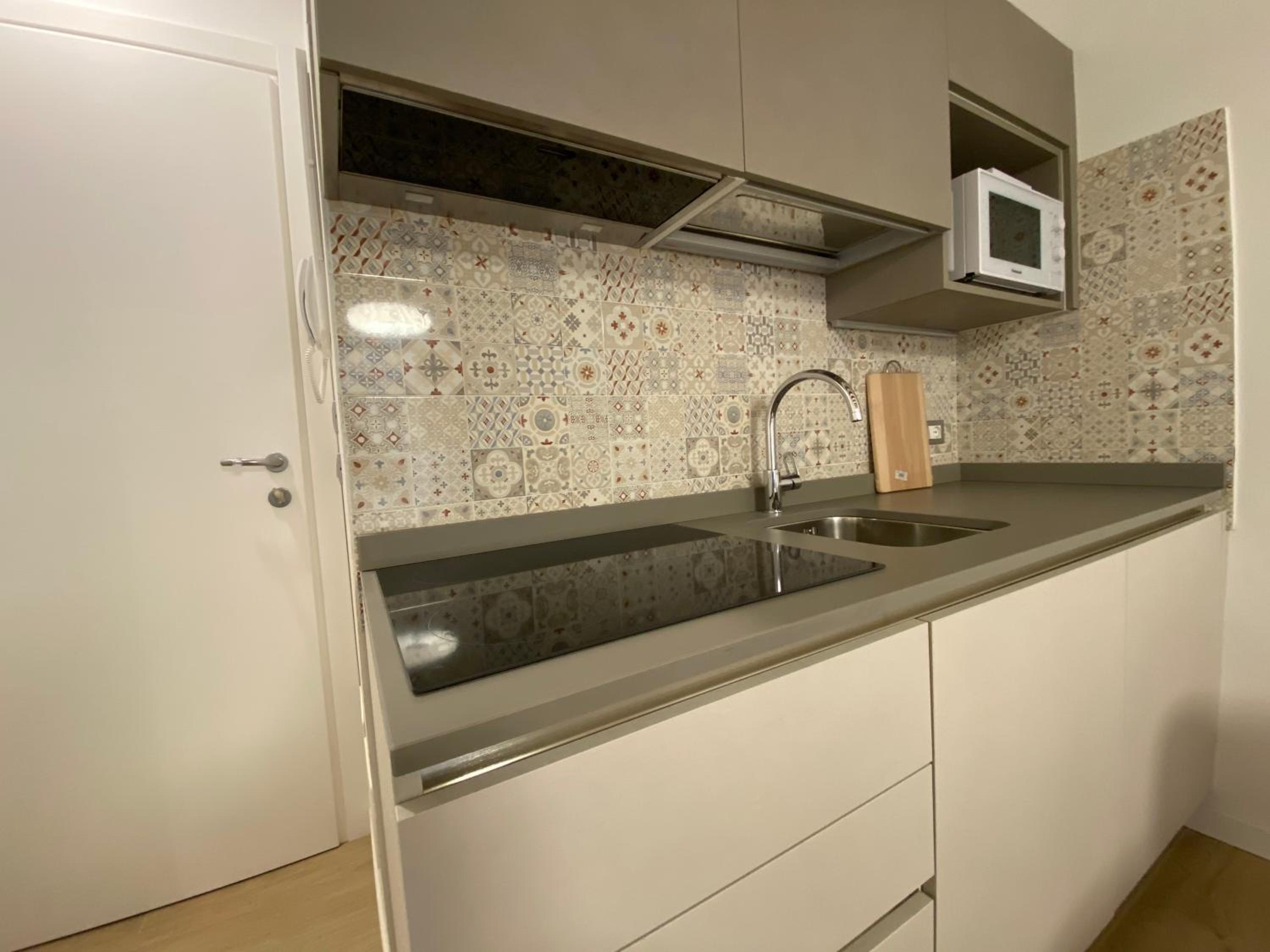 One-Bedroom Apartment with Canal View  photo 3