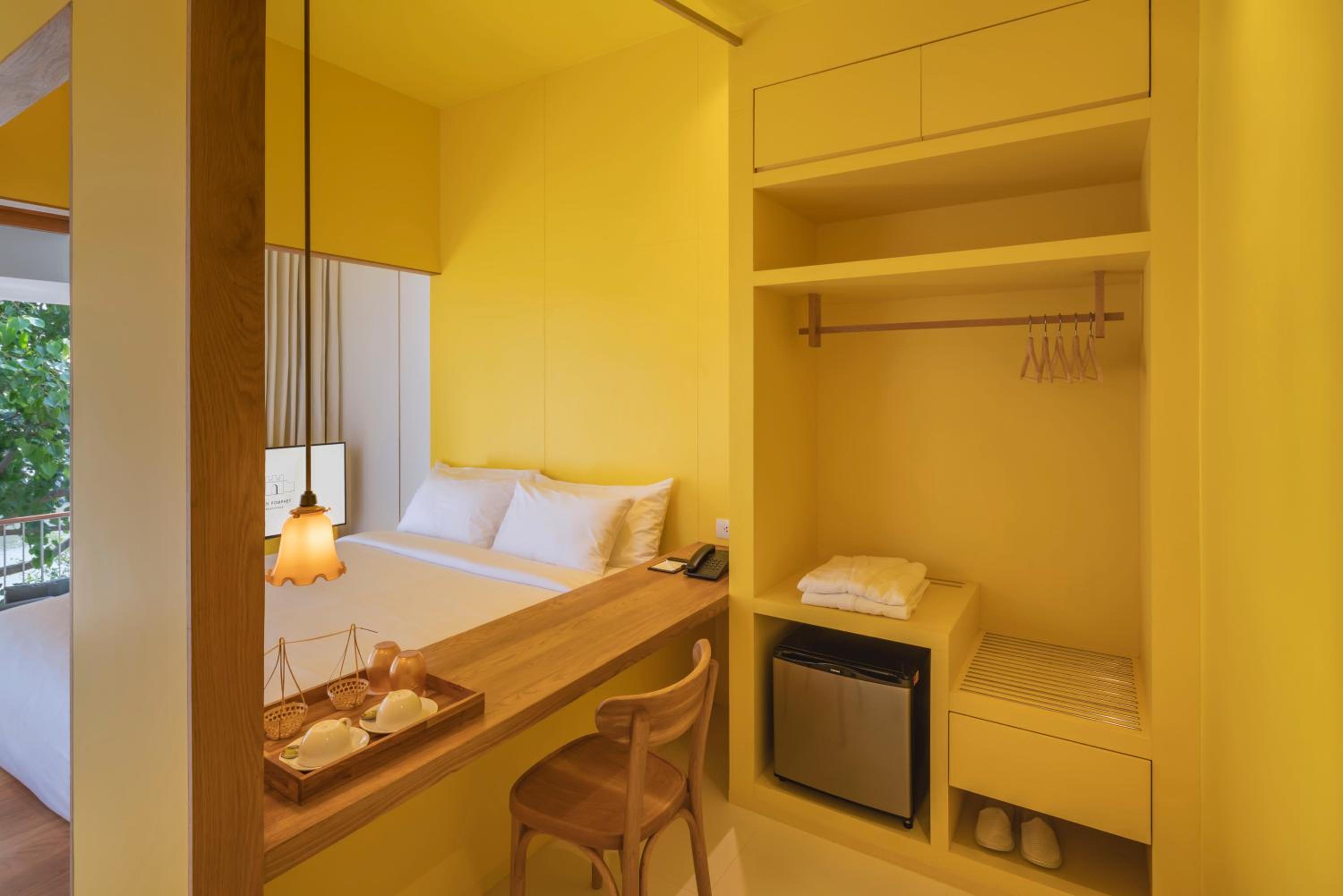 Deluxe River view Room with Balcony and Garden View - Photo 5