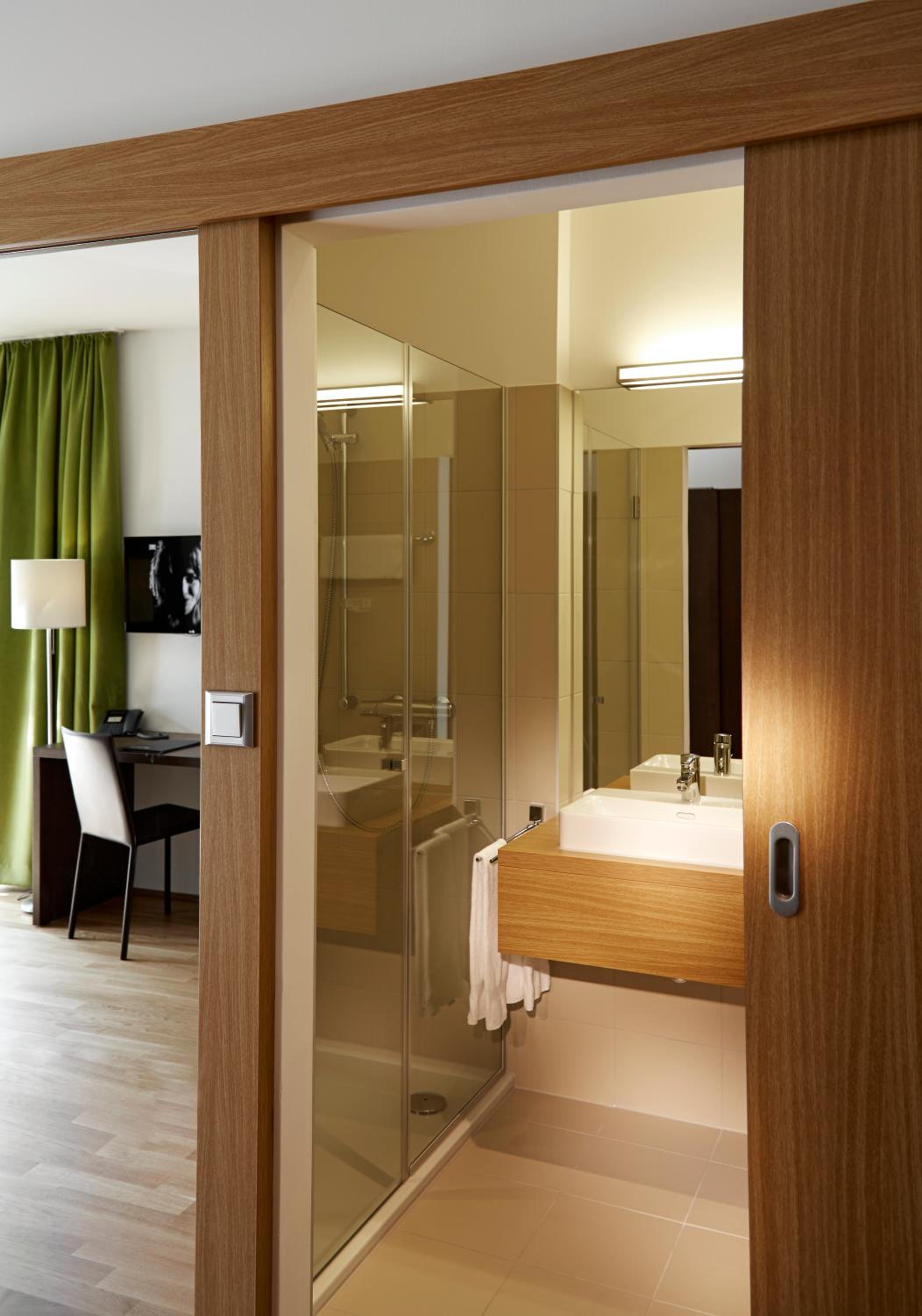 Double or Twin Room with Balcony or Terrace photo 2