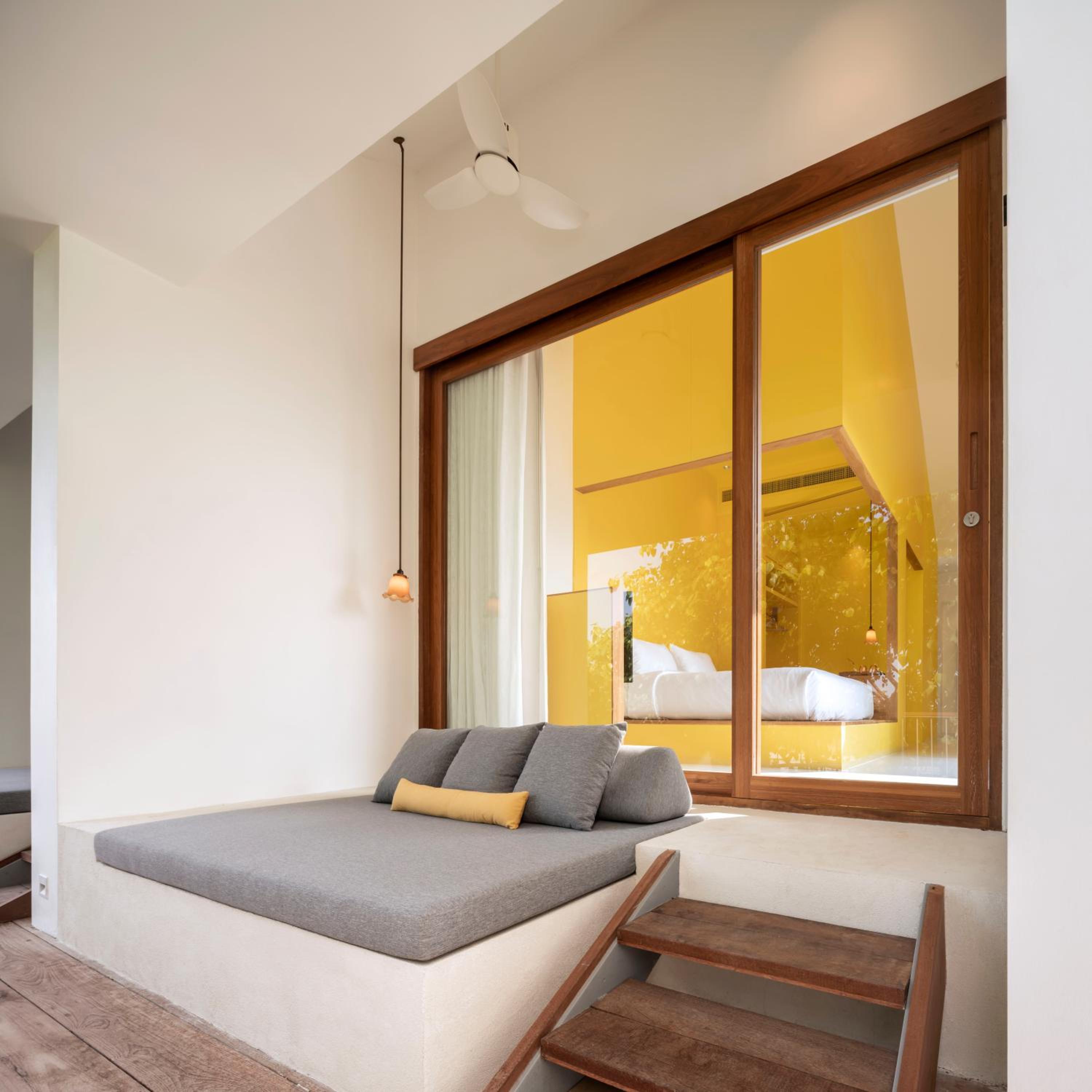 Deluxe River view Room with Balcony and Garden View - Photo 10
