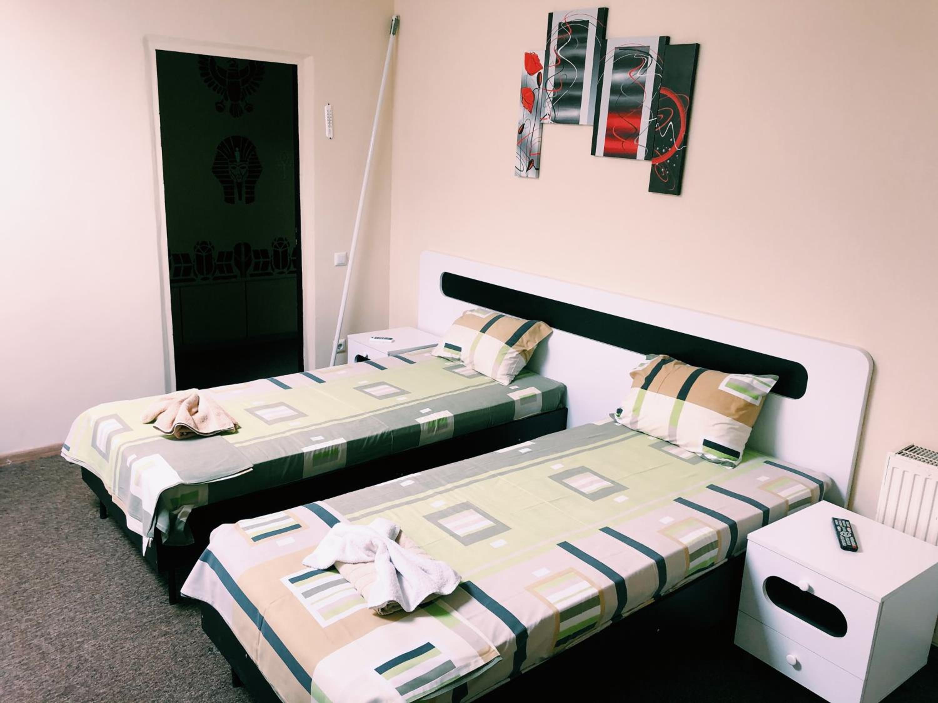 Standard Twin Room photo 3