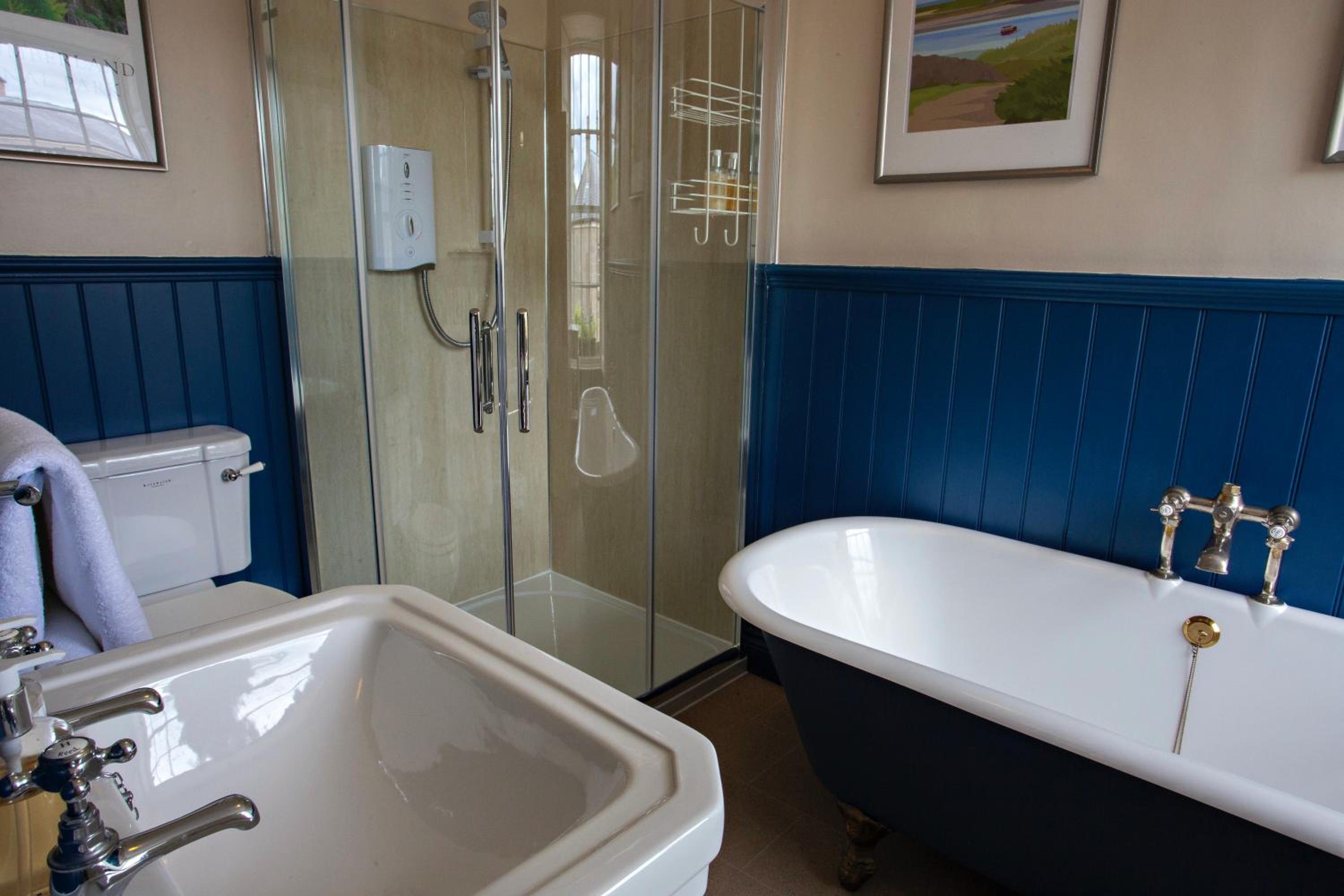 Large Double Room photo 3