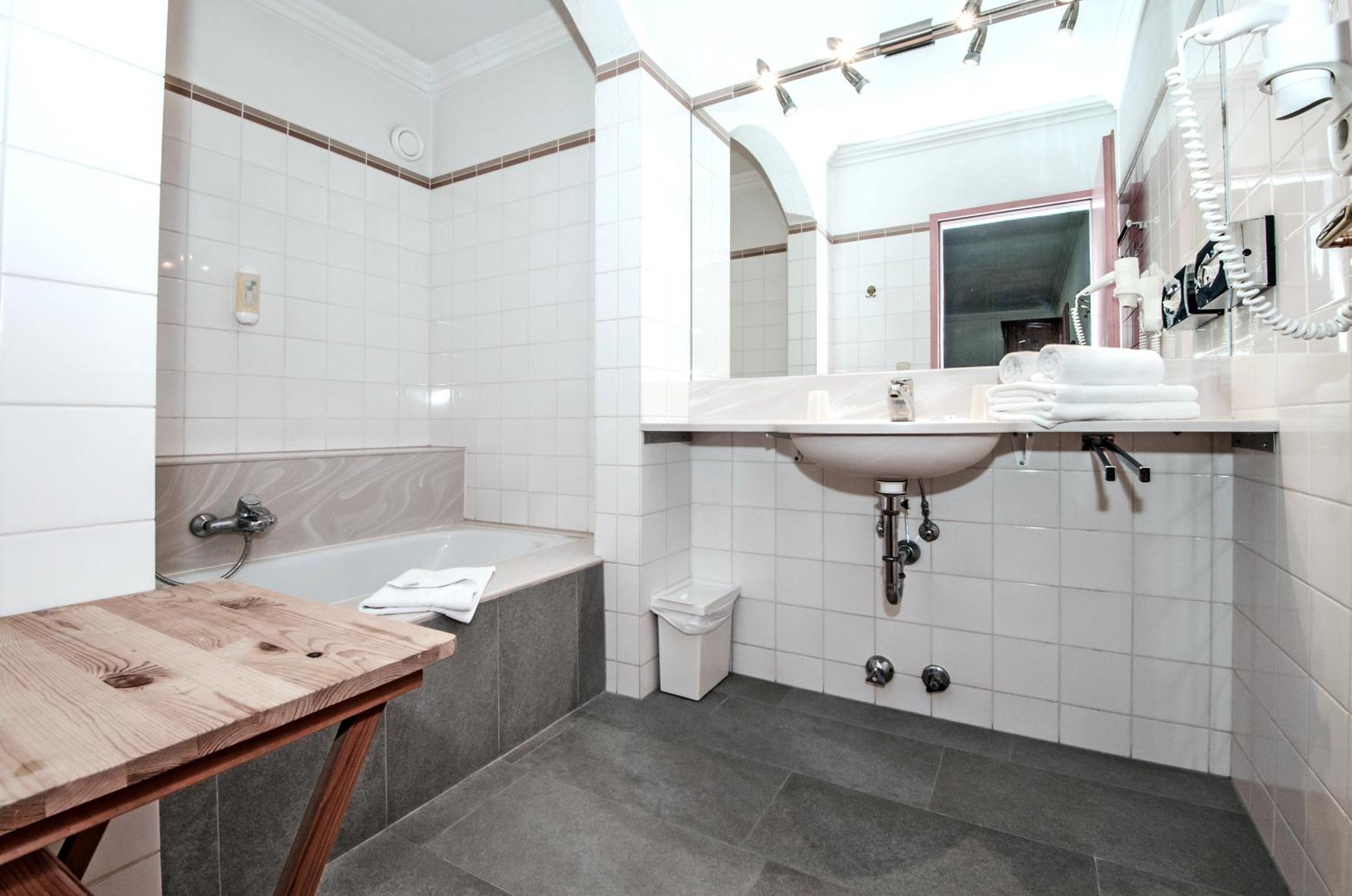 Superior Double Room - Photo 7