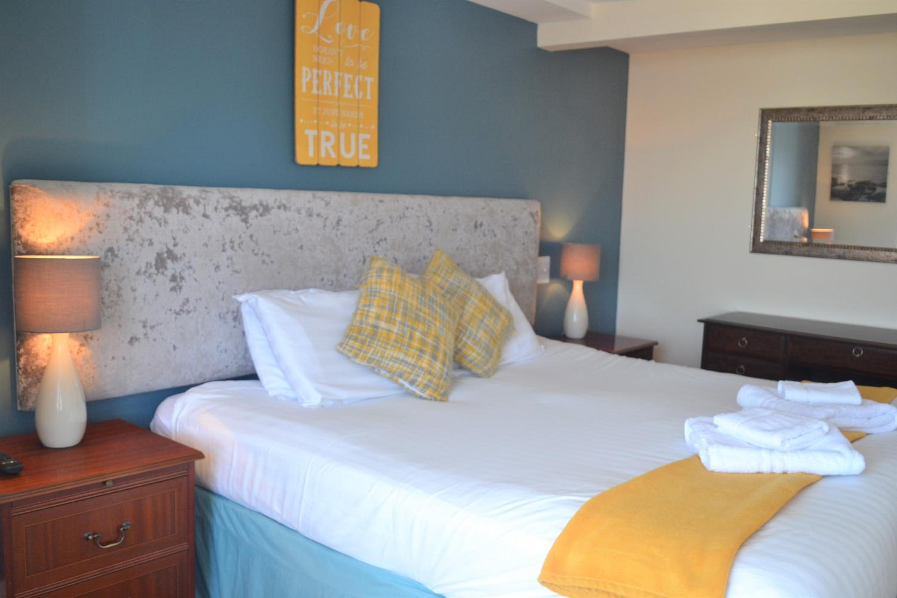 Deluxe Double or Twin Room with Sea View photo 1
