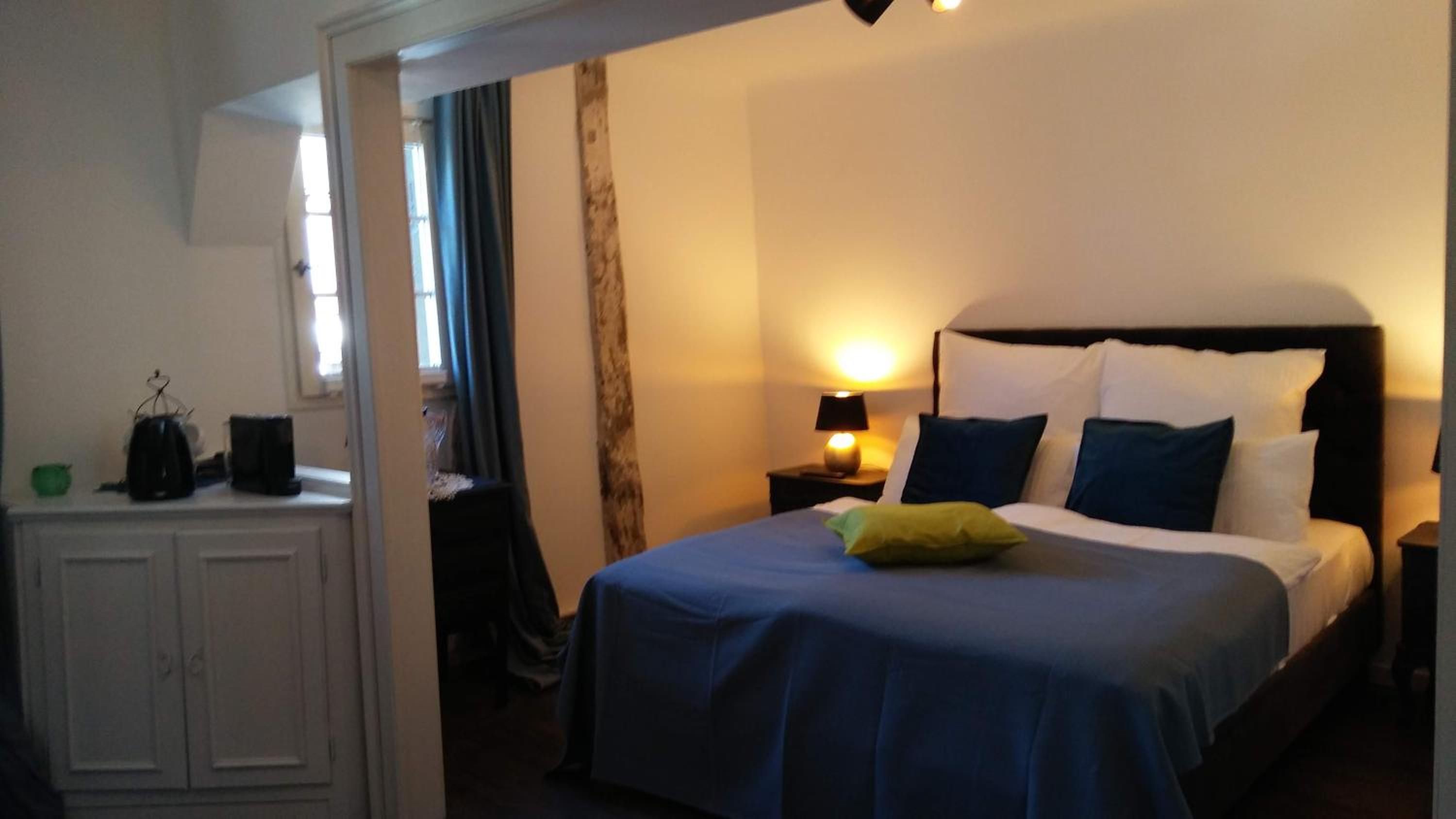Large Double Room photo 3