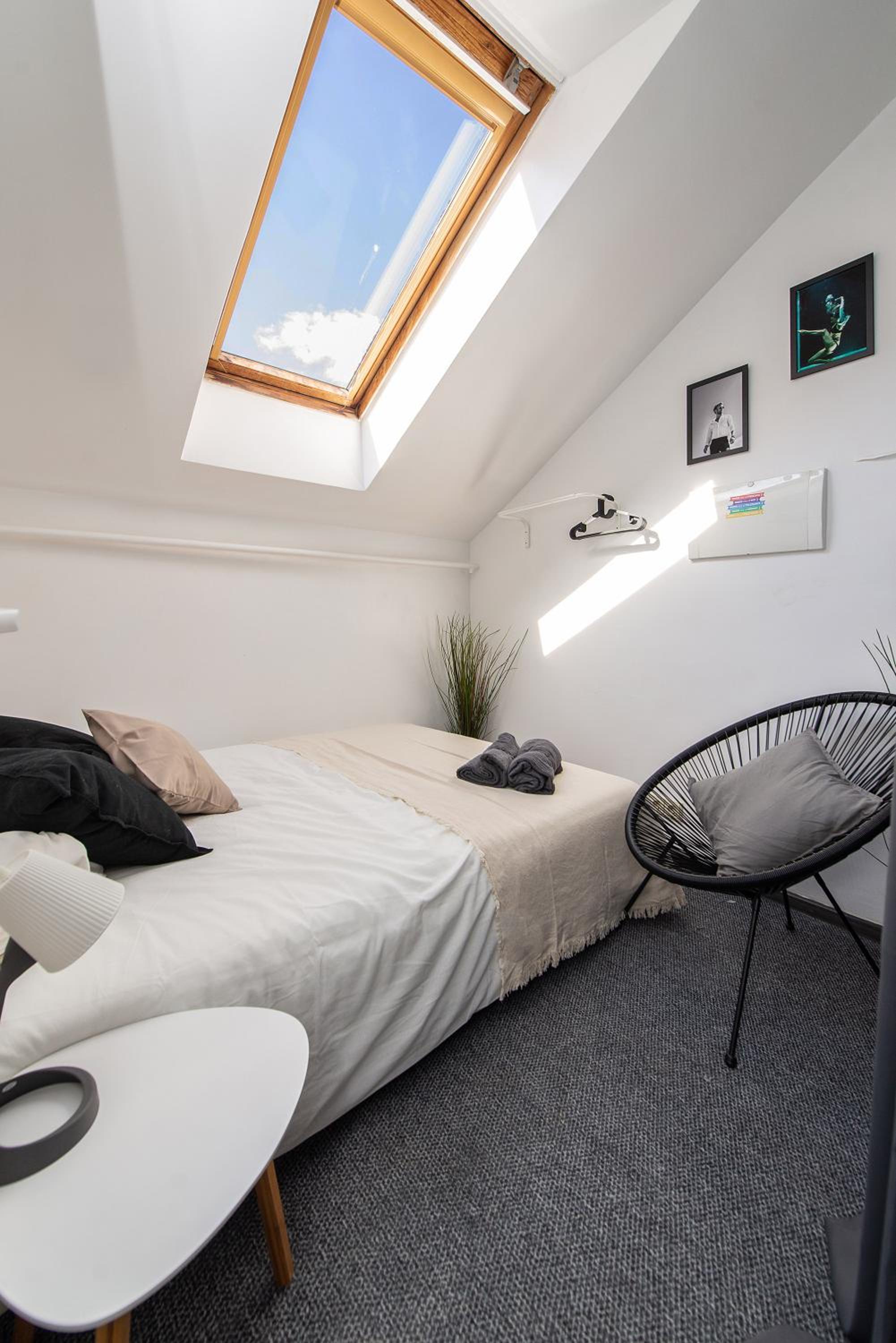 Budget Double Room with Shared Bathroom