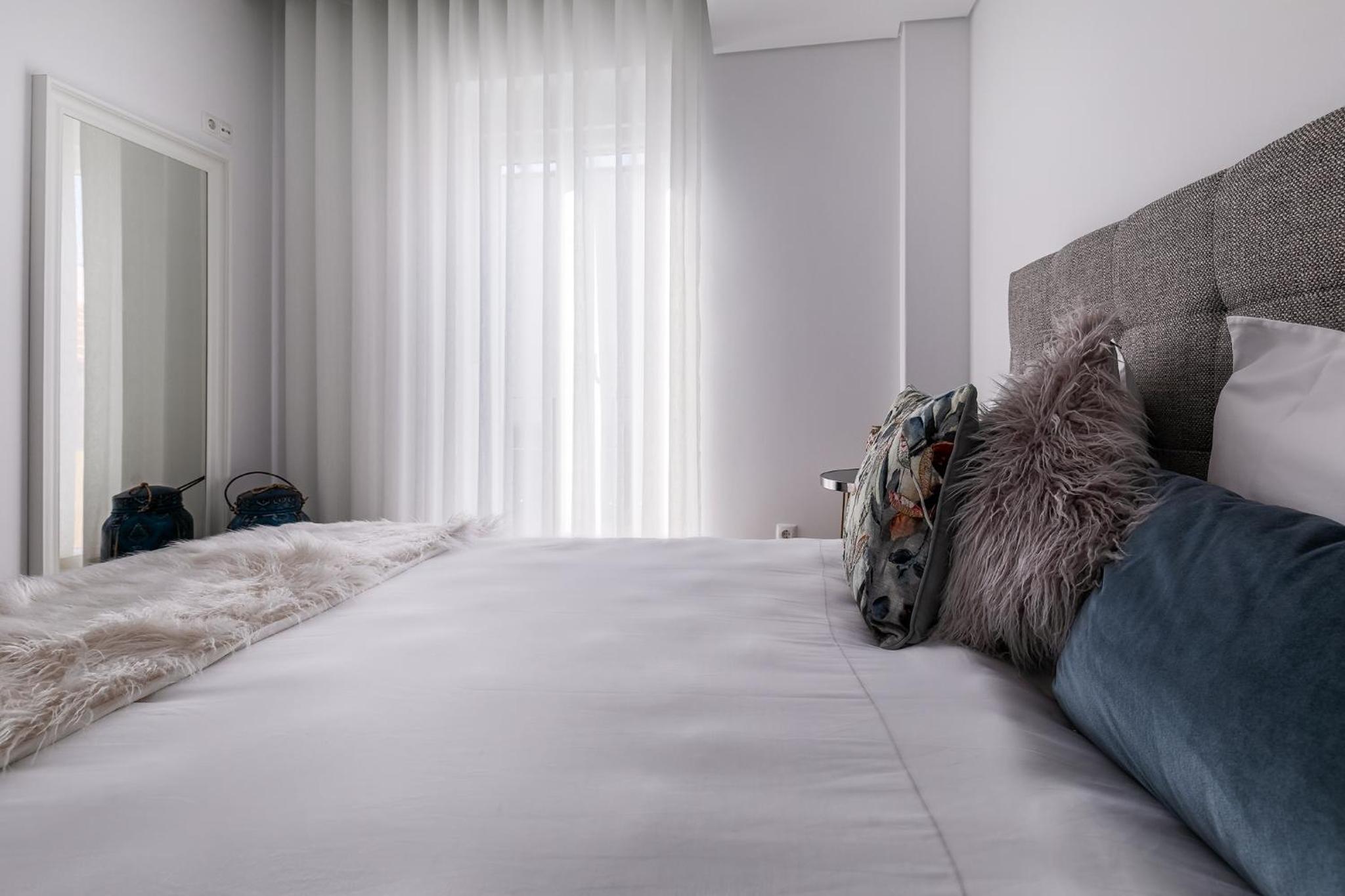 One-Bedroom Apartment - Photo 34