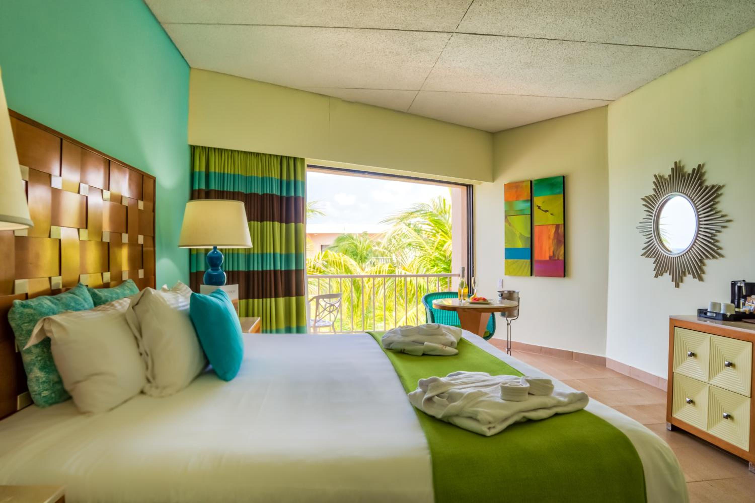 Deluxe Ocean View King