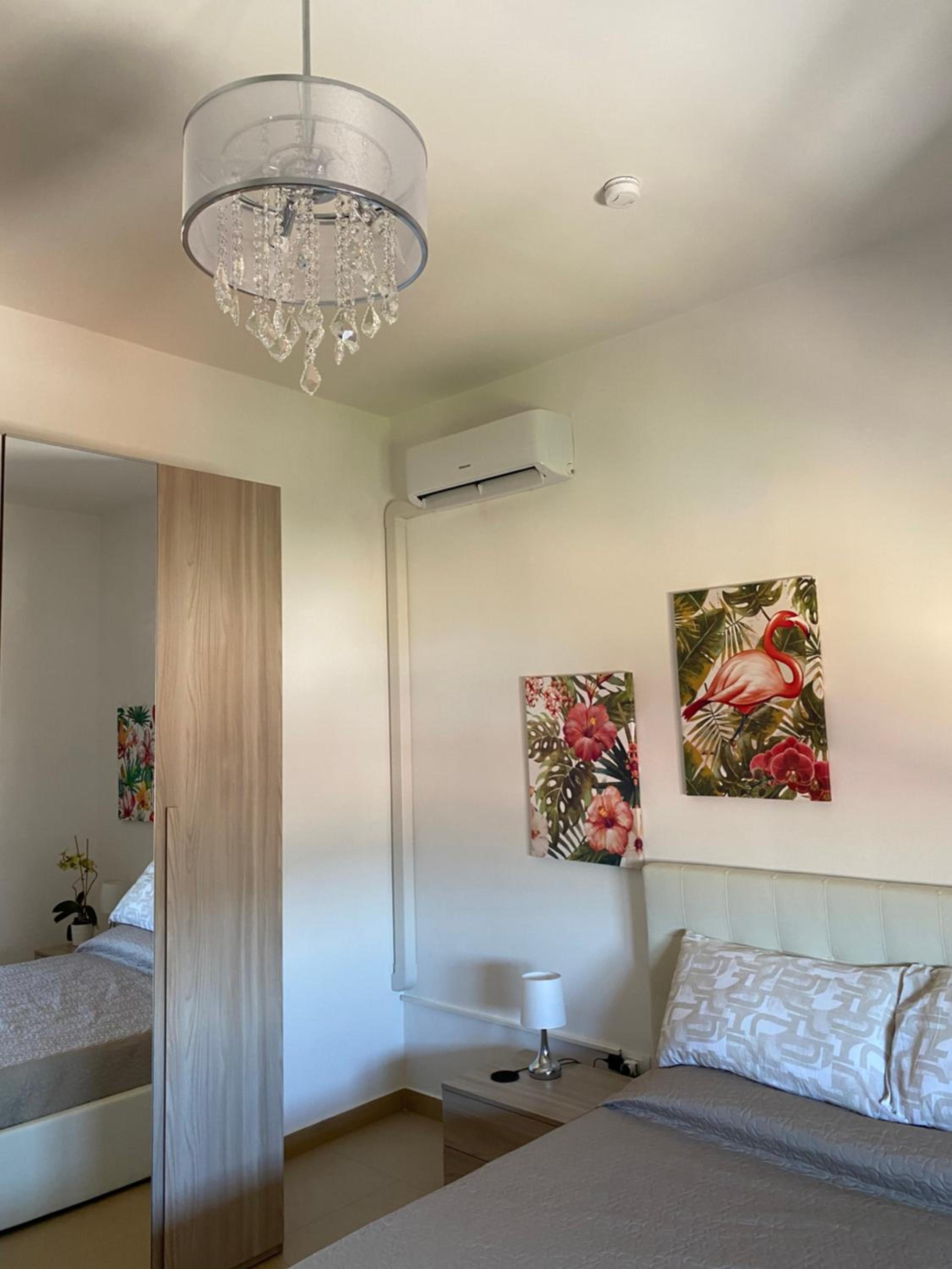 Double Room with Private Bathroom - Photo 49