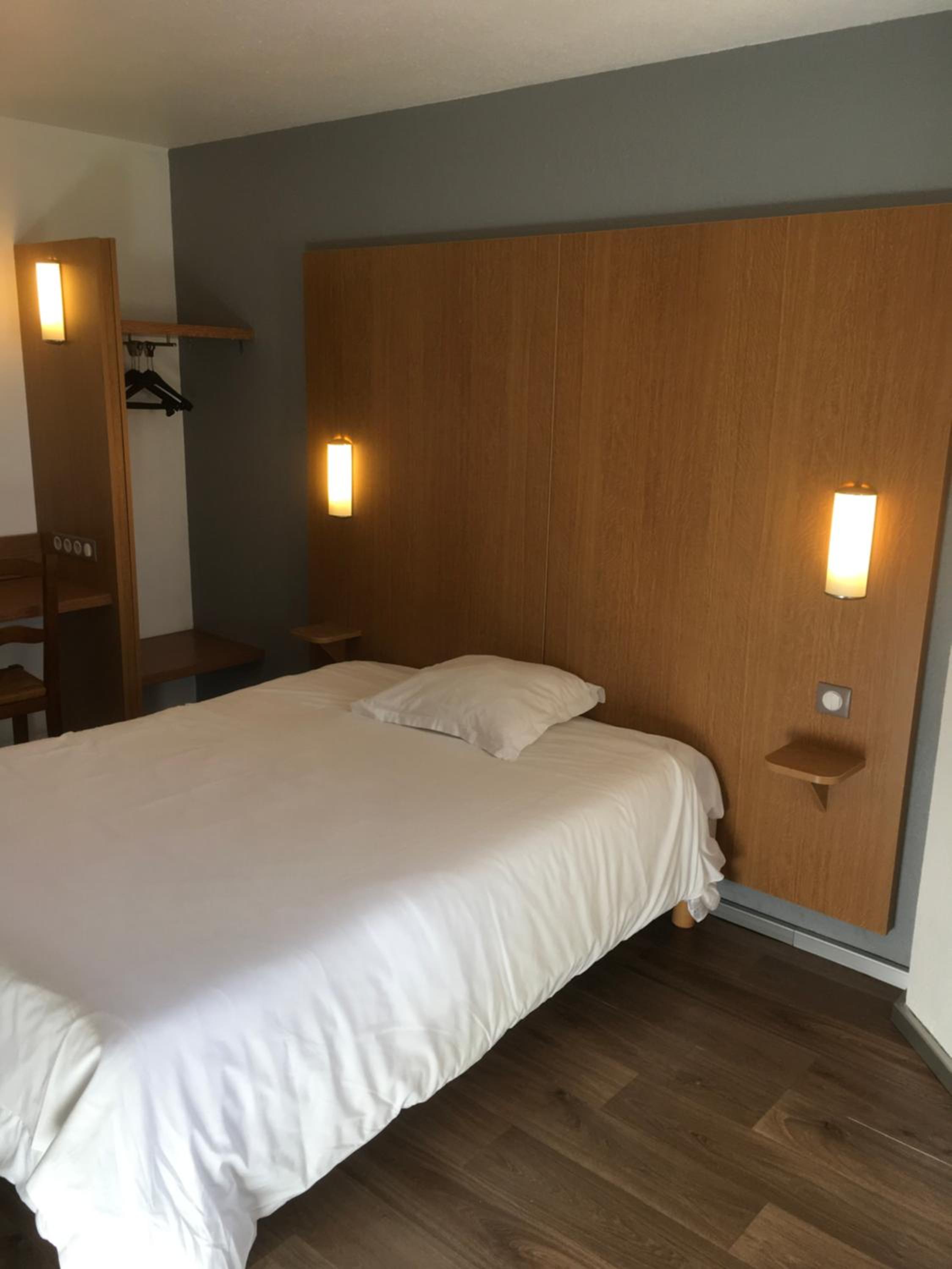 Double Room - Photo 3
