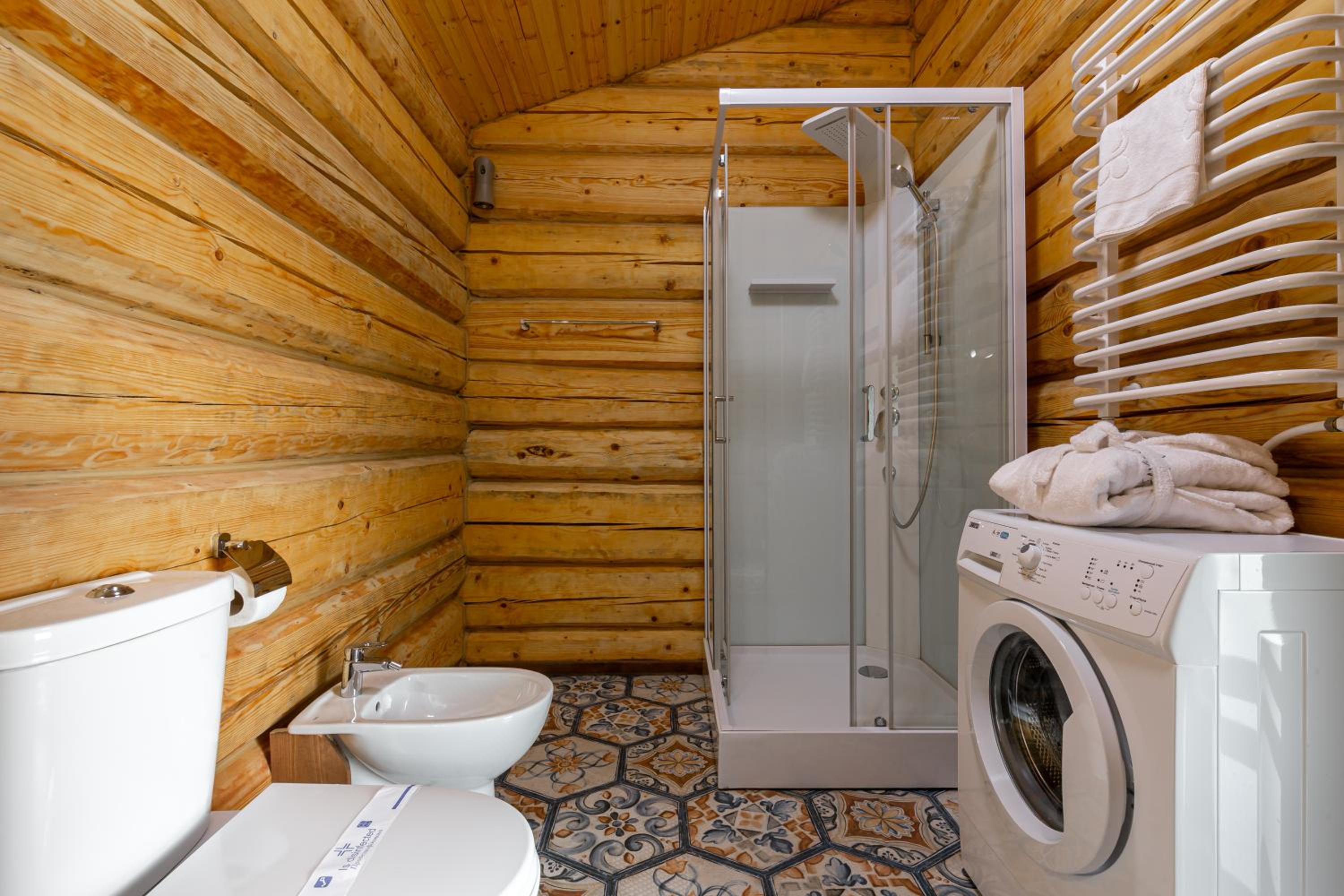 Two-Bedroom Chalet photo 3