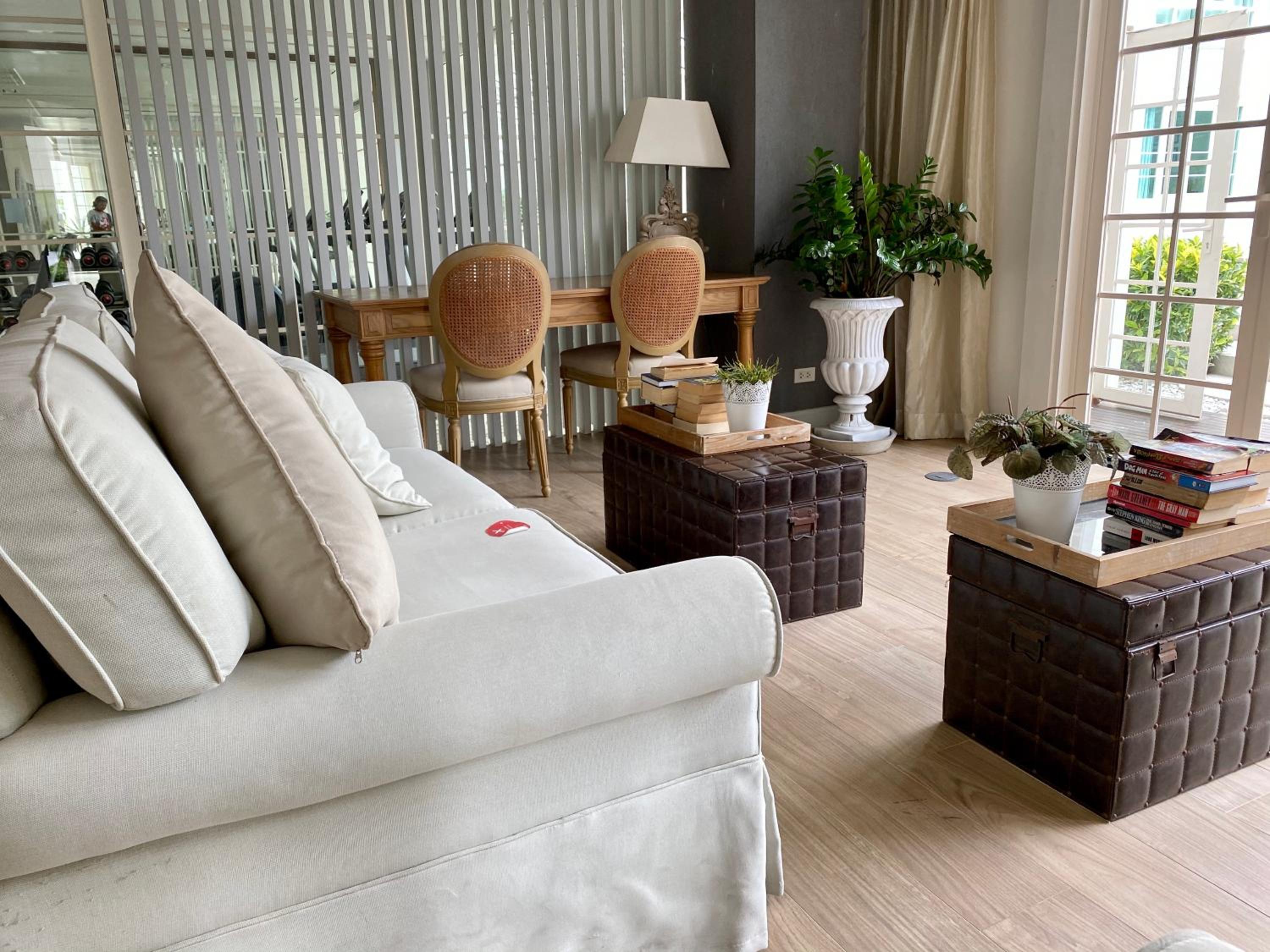 Standard Family Room - Photo 36