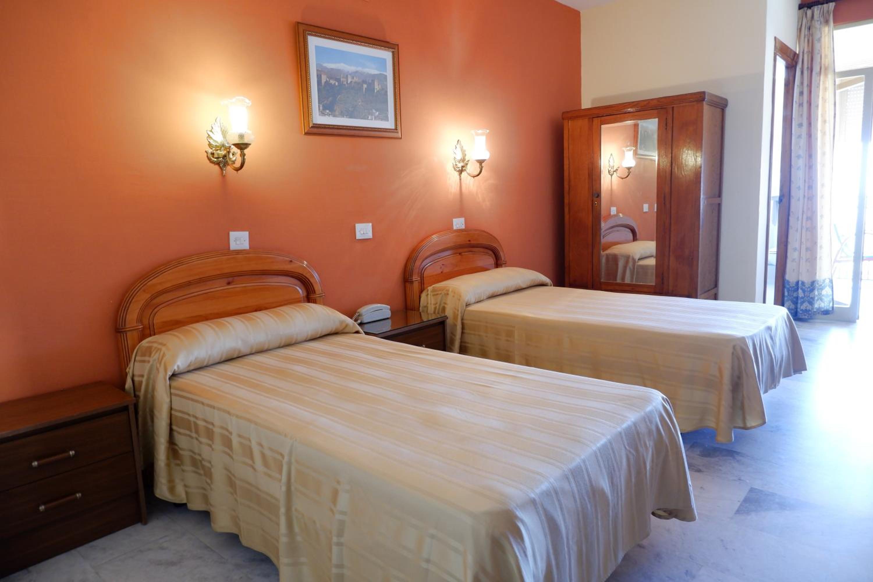 Double Room with Balcony photo 2
