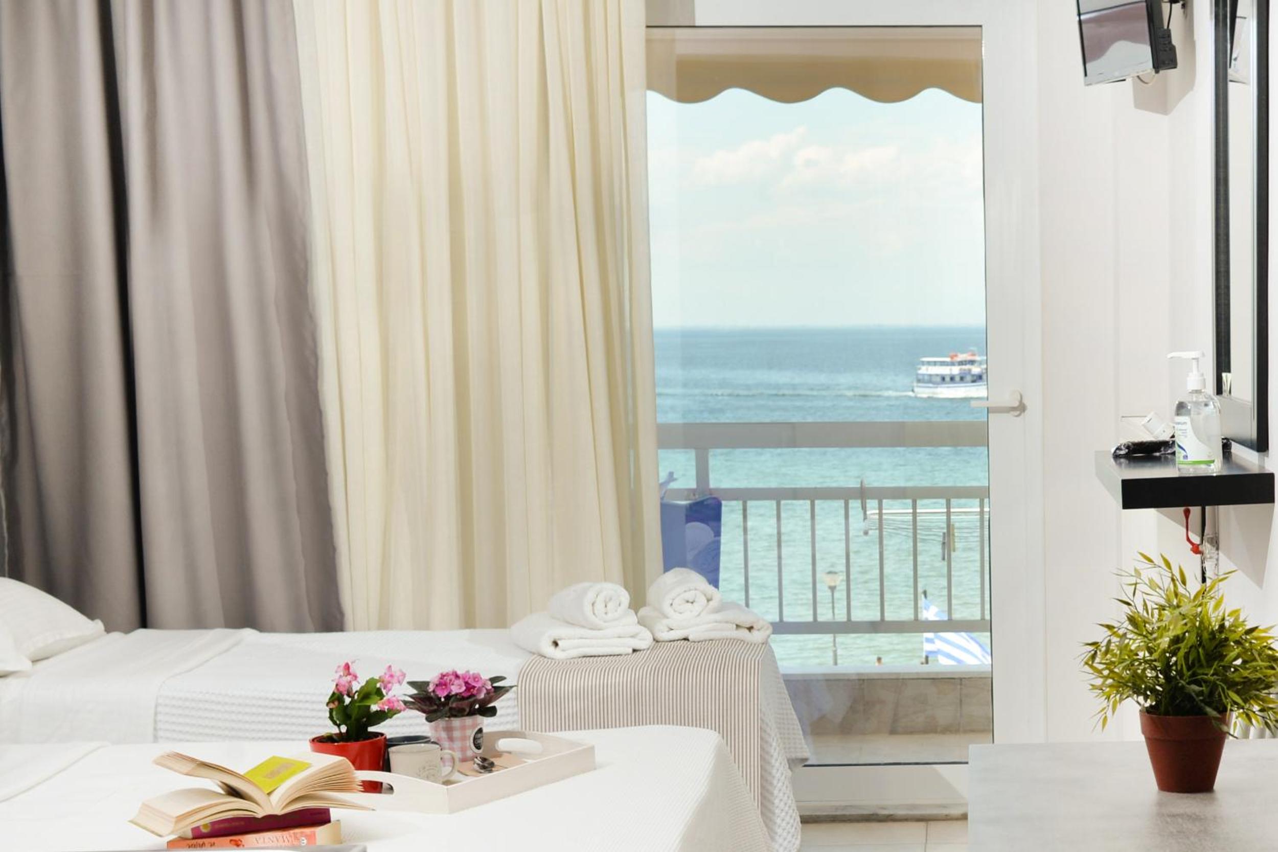 Studio with Sea View photo 1