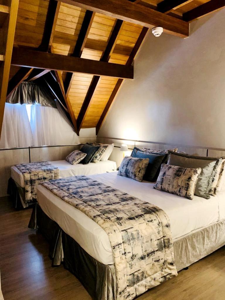 Family Room (6 Adults)