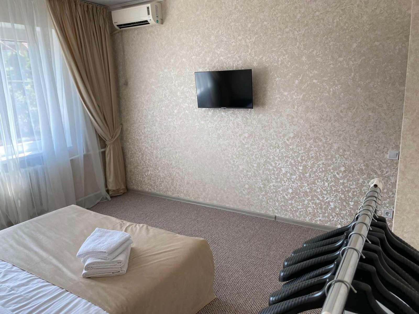 Large Double Room photo 2