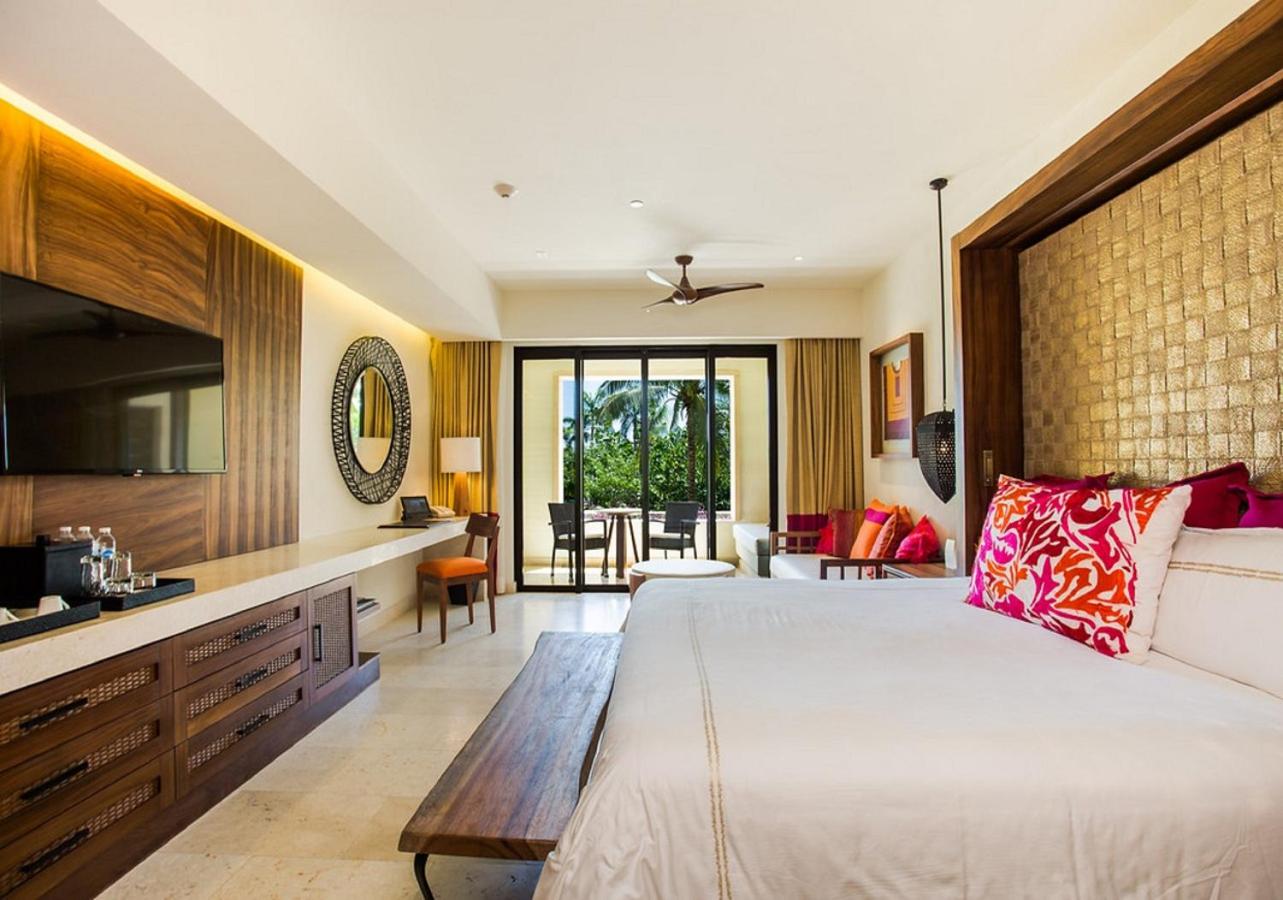 Junior Suite Tropical View King
