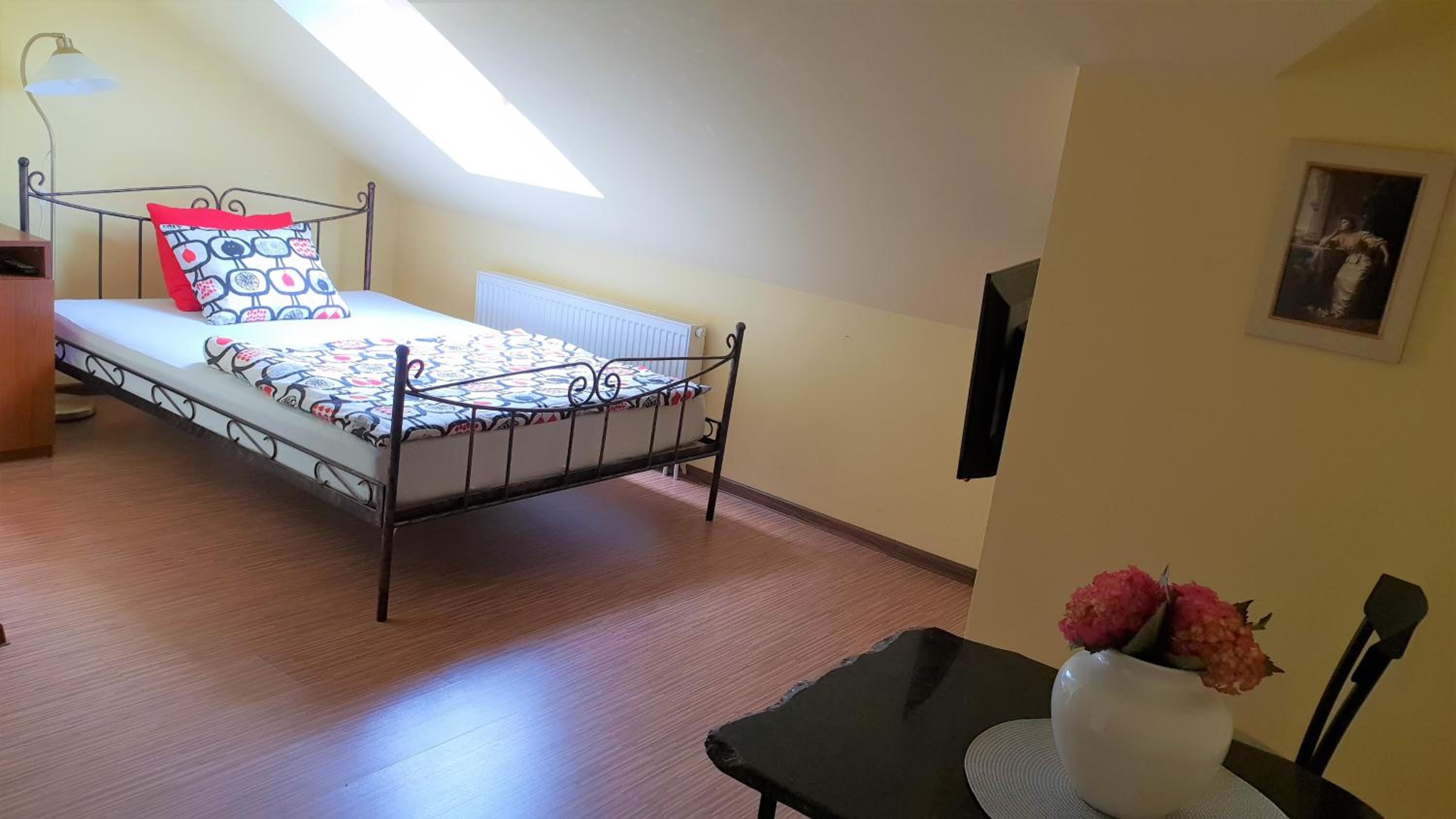 Double Room with Private Bathroom photo 2