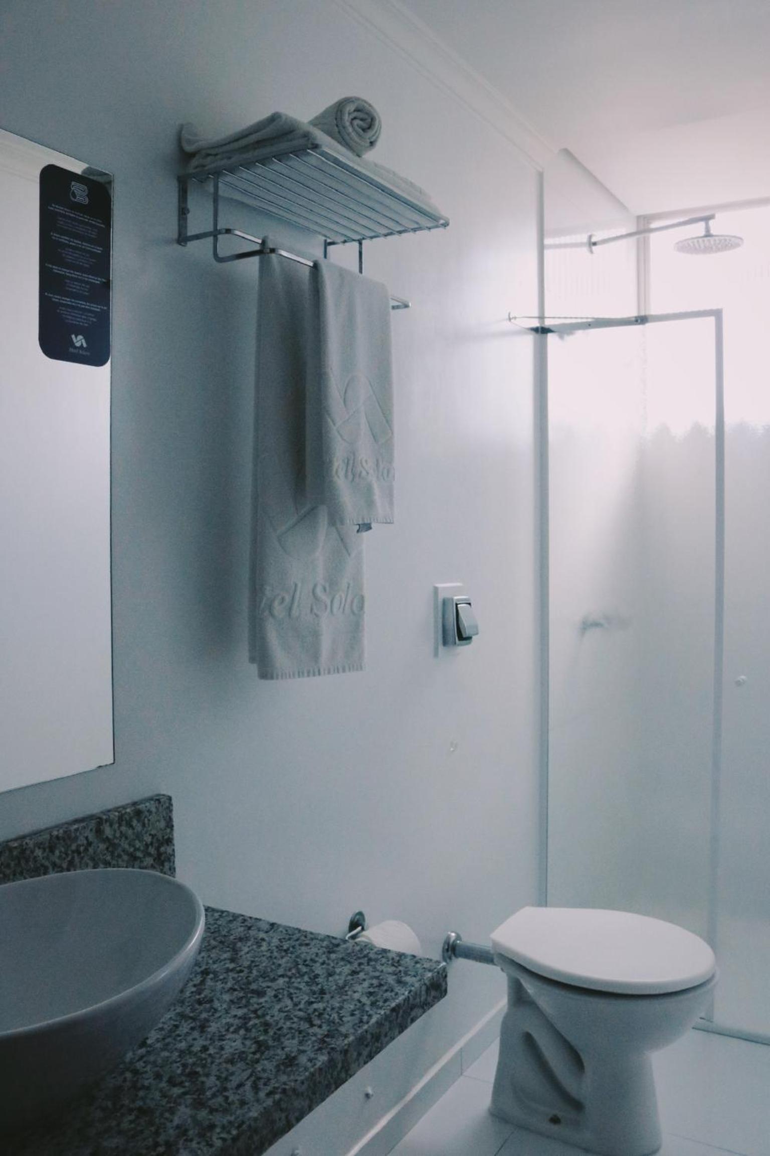Deluxe Triple Room photo 3