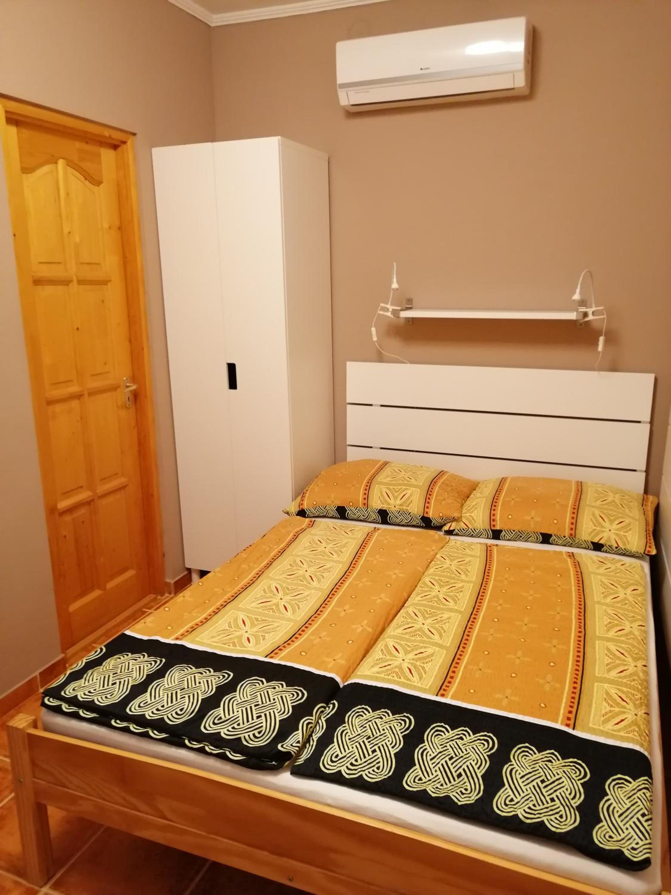 Small Double Room photo 2