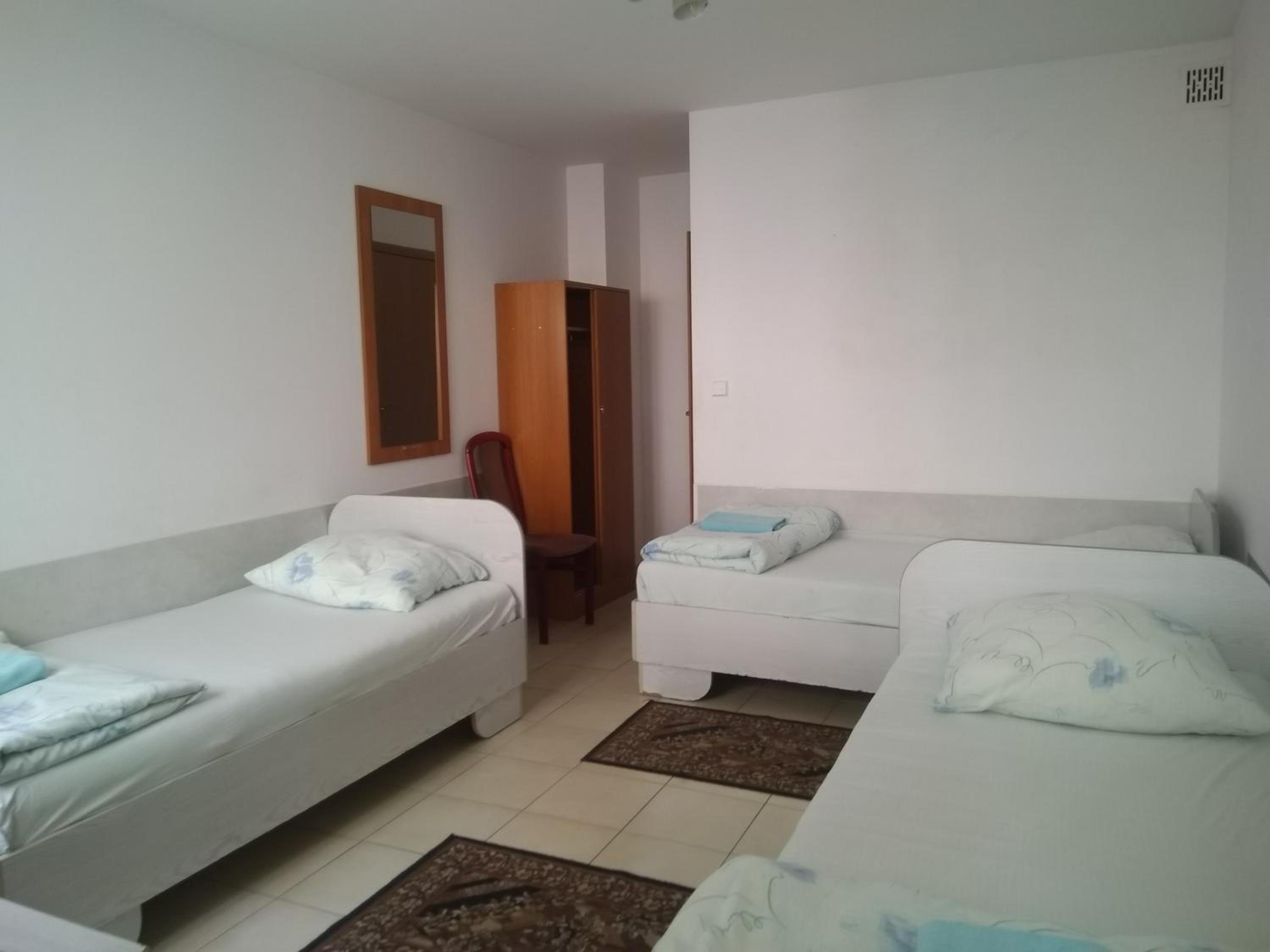 Triple Room with Private Bathroom photo 1